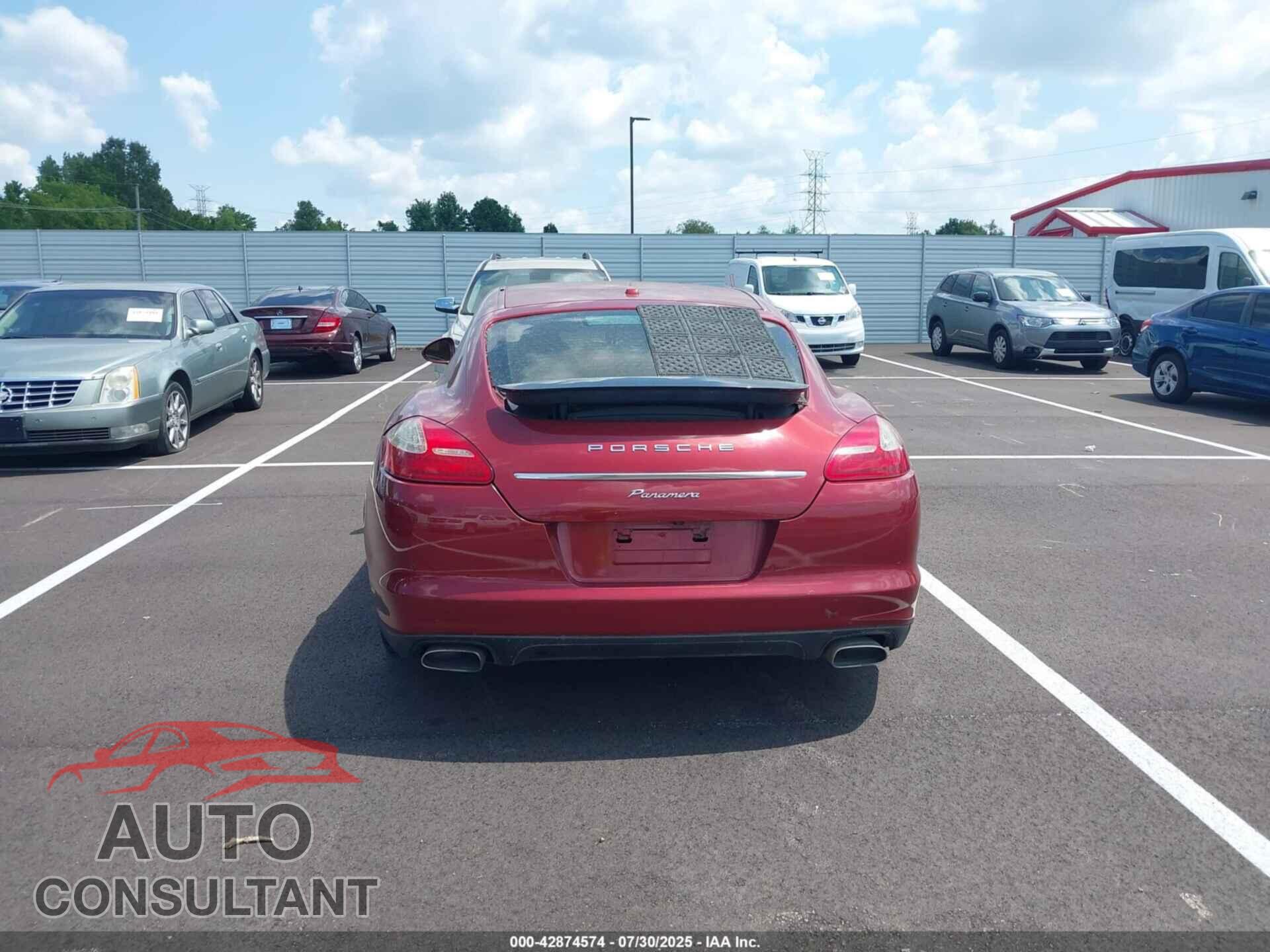 PORSCHE PANAMERA 2011 - WP0AA2A74BL010928
