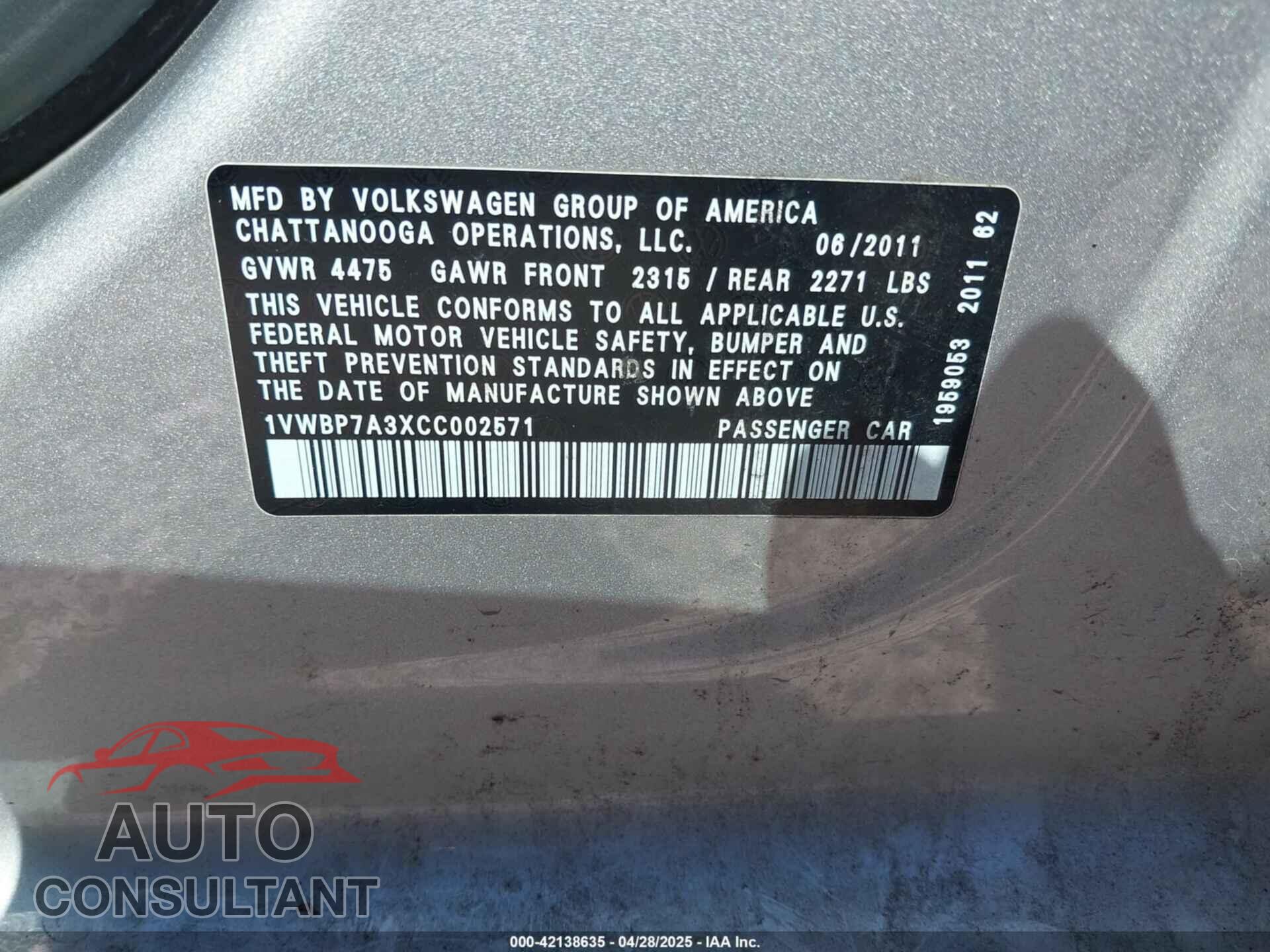 VOLKSWAGEN PASSAT 2012 - 1VWBP7A3XCC002571