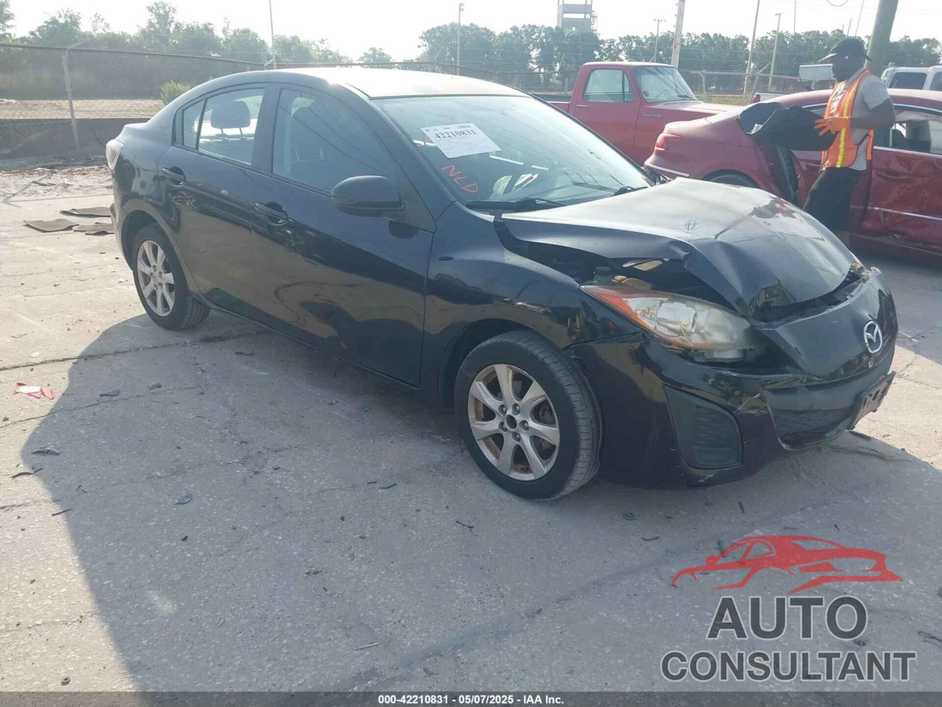 MAZDA MAZDA3 2011 - JM1BL1VG7B1362187