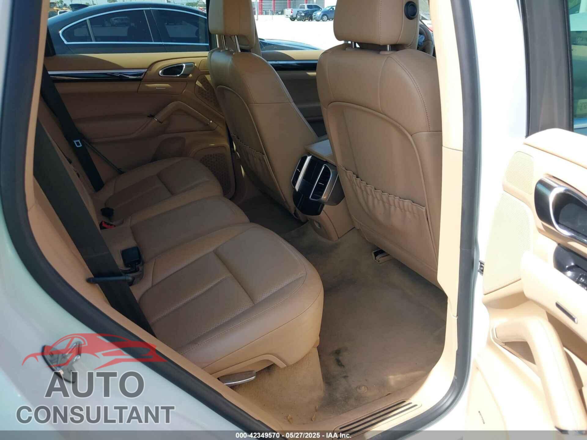 PORSCHE CAYENNE 2014 - WP1AA2A20ELA02638