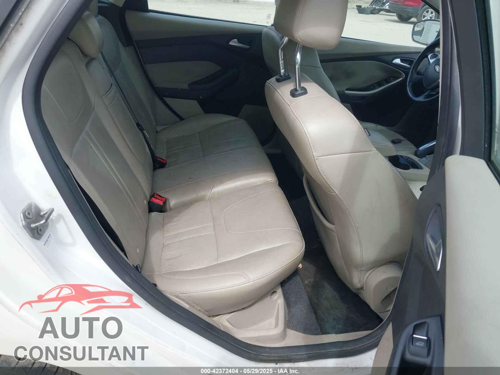 FORD FOCUS 2012 - 1FAHP3M27CL353002