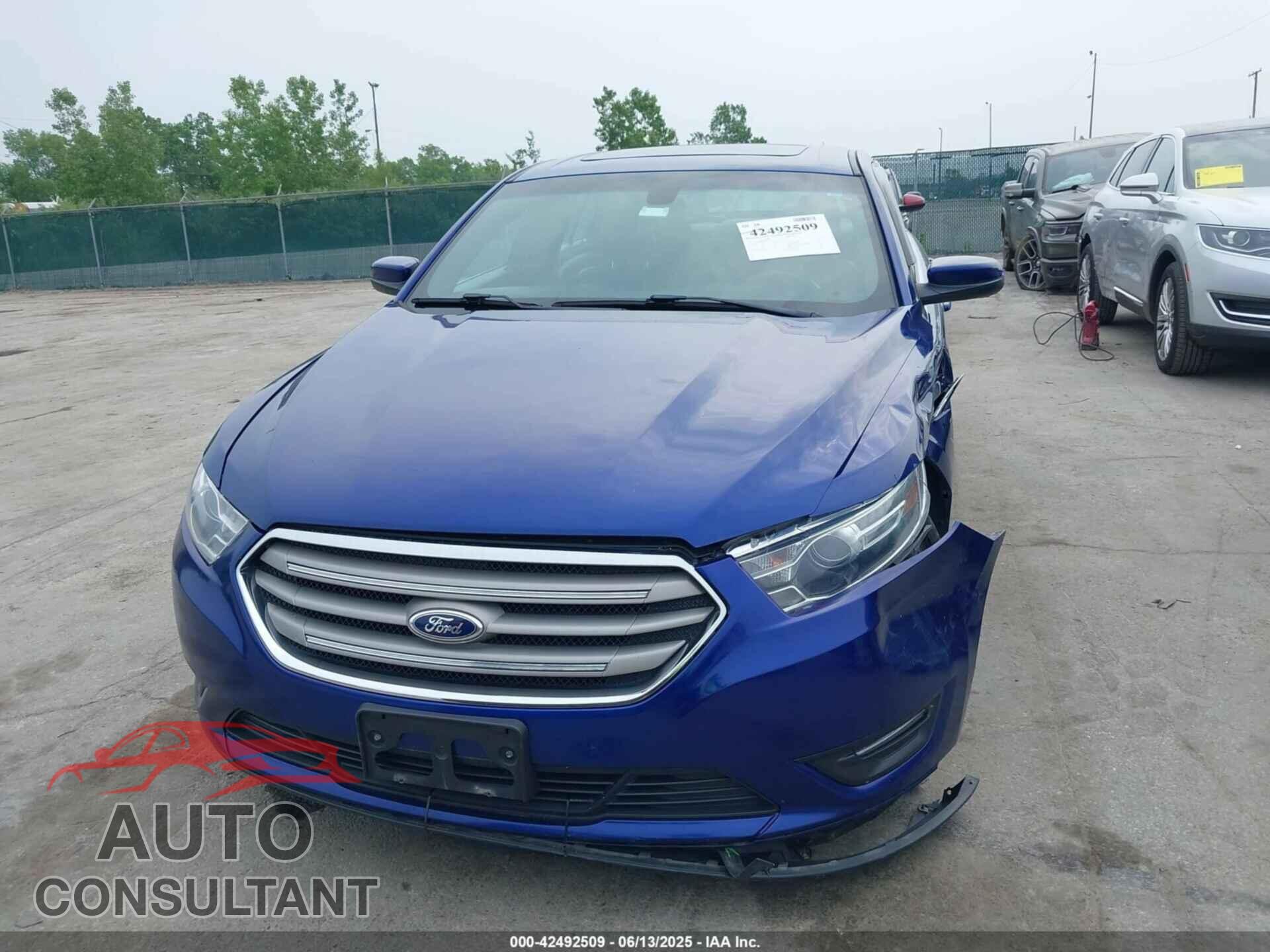 FORD TAURUS 2015 - 1FAHP2H88FG155468