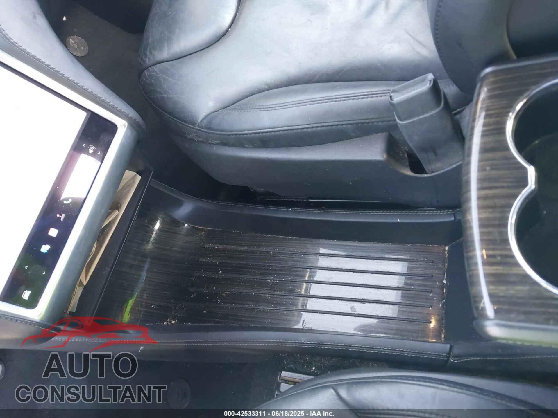 TESLA MODEL S 2015 - 5YJSA1H2XFFP75434