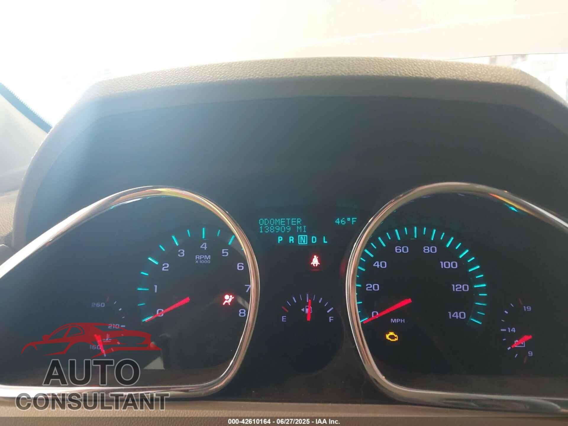 CHEVROLET TRAVERSE 2012 - 1GNKVFED5CJ334474