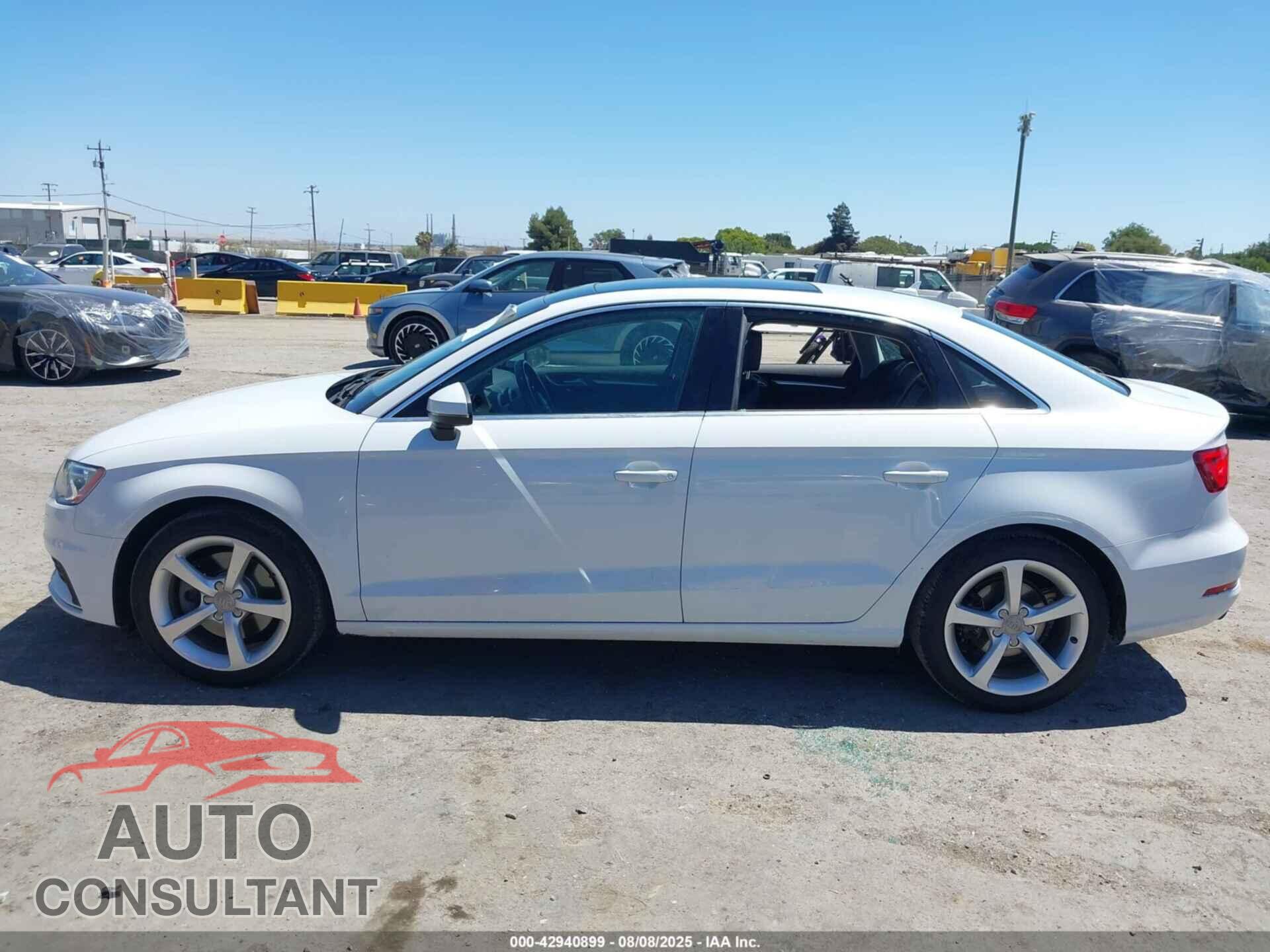 AUDI A3 2015 - WAUACGFF0F1015758