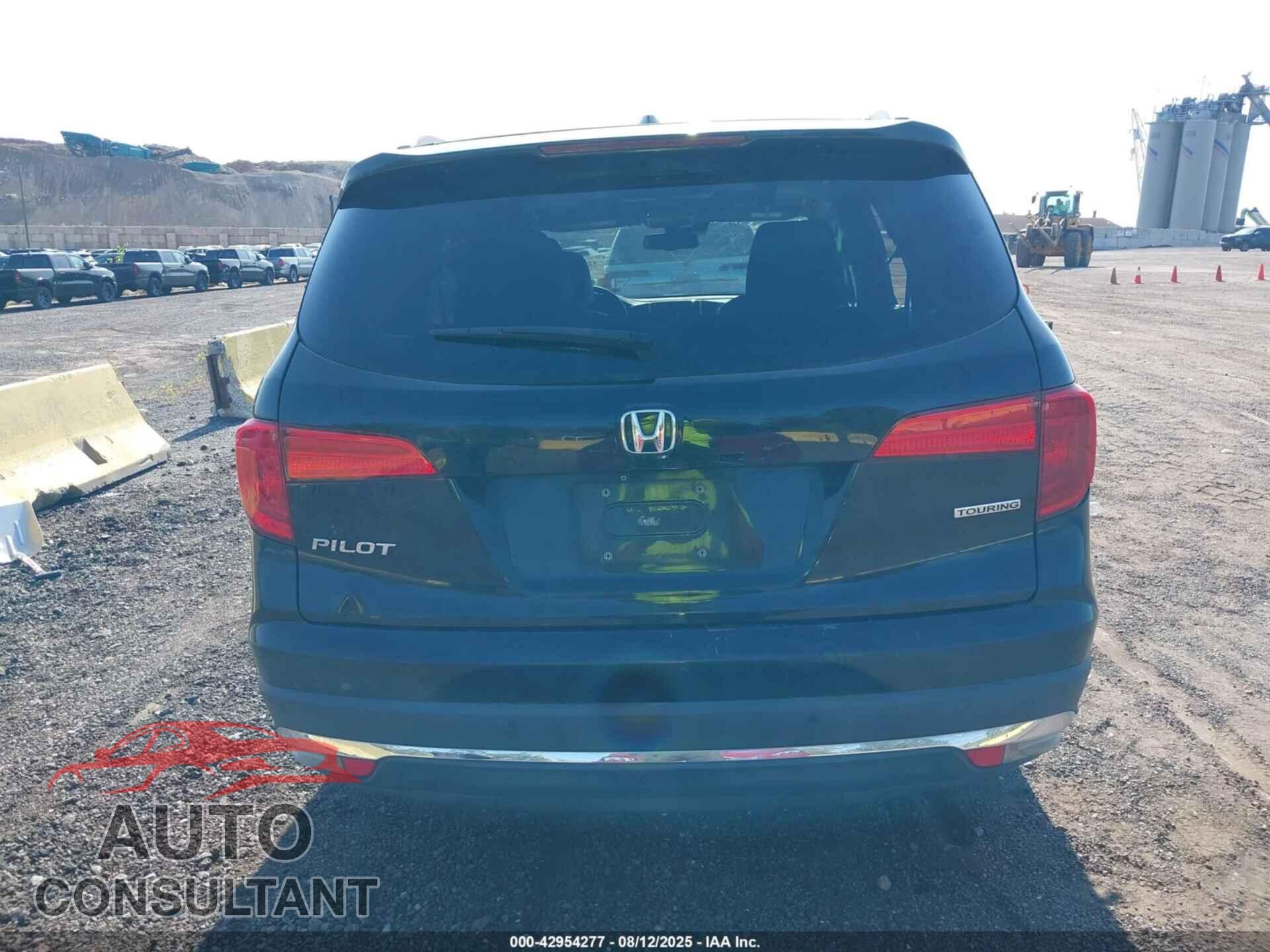 HONDA PILOT 2017 - 5FNYF5H98HB002514