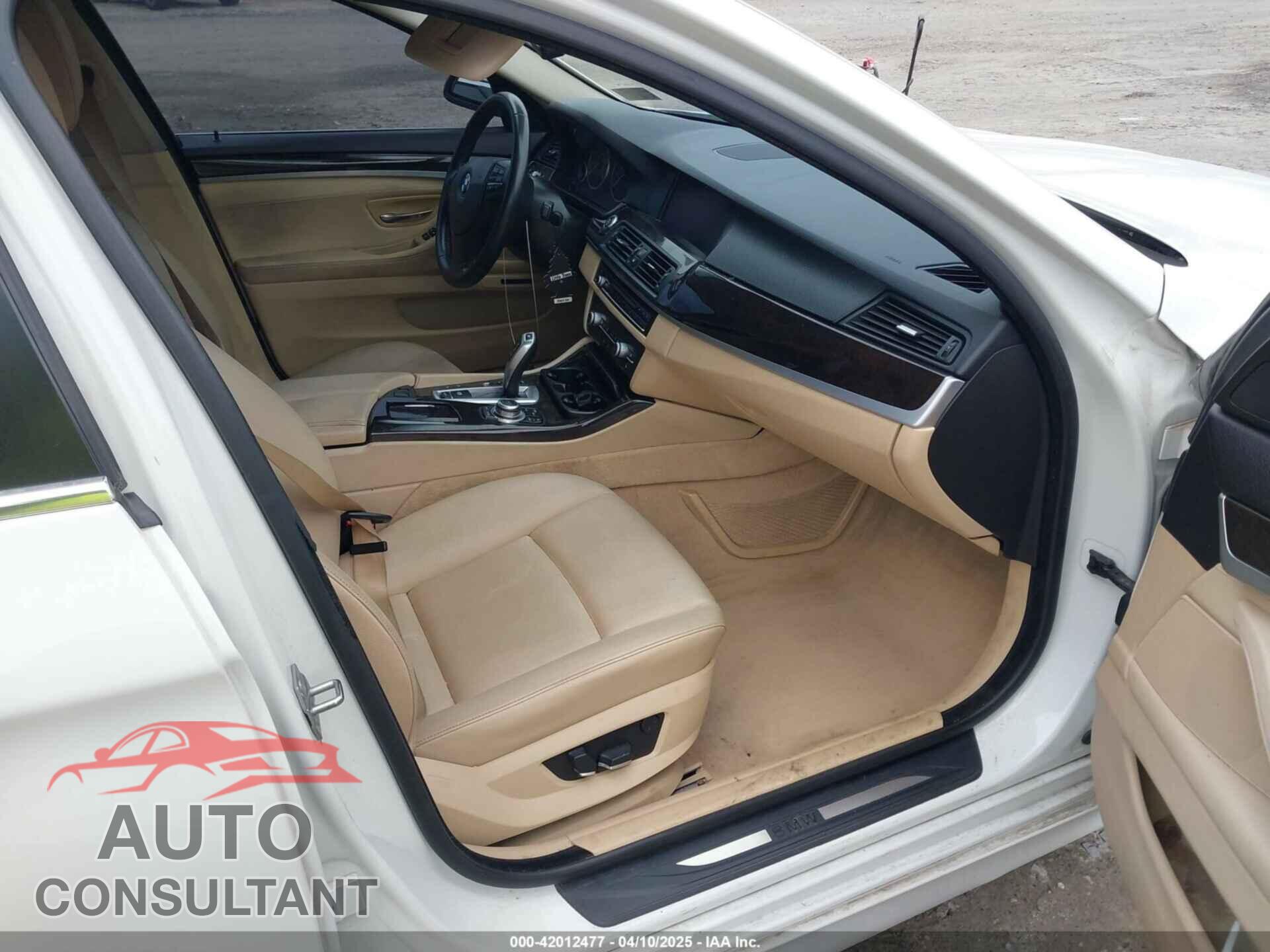BMW 528I 2013 - WBAXH5C5XDD106981
