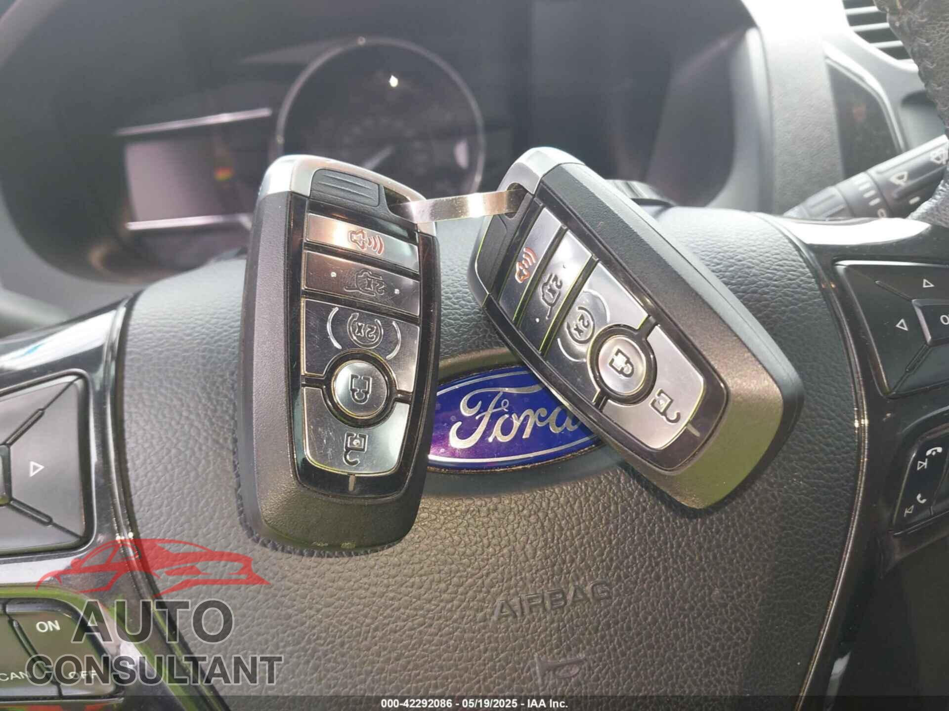 FORD EXPLORER 2019 - 1FM5K7D8XKGA08413