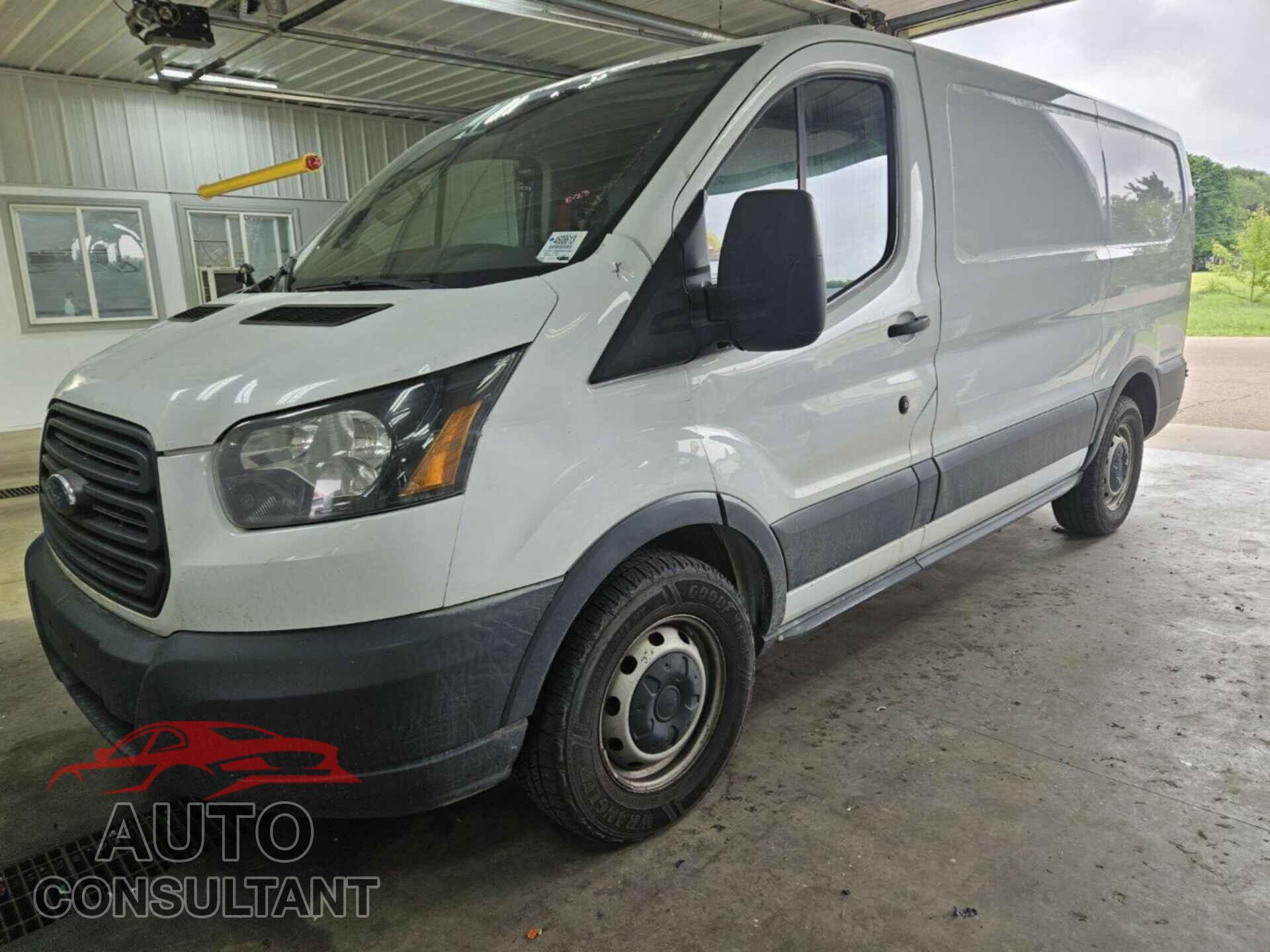 FORD TRANSIT 2016 - 1FTYE1YM0GKB13057
