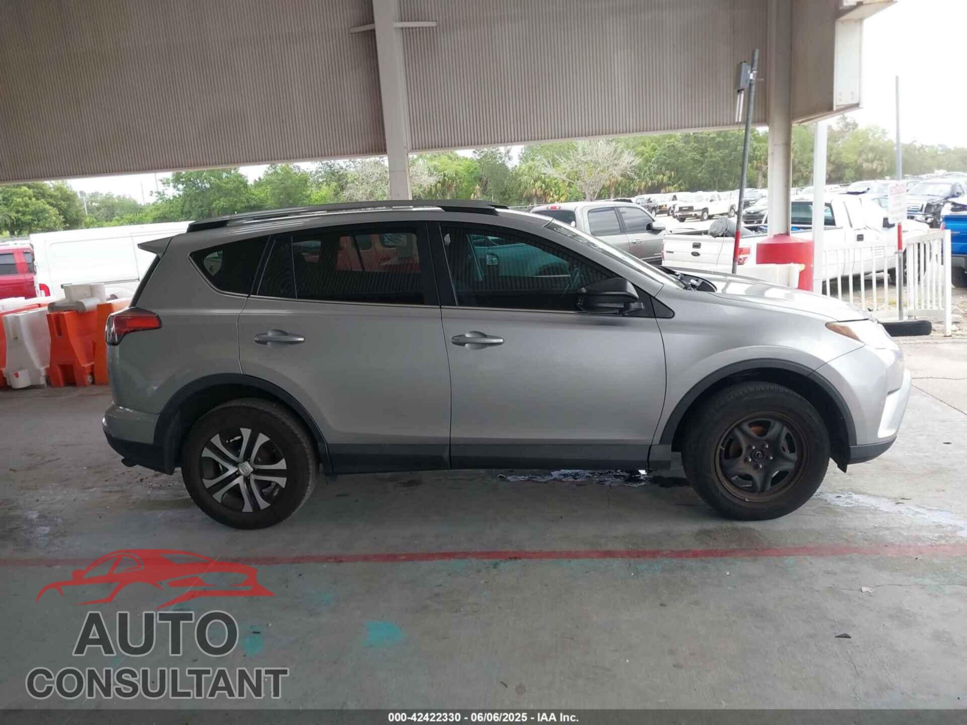 TOYOTA RAV4 2017 - 2T3ZFREV8HW405366
