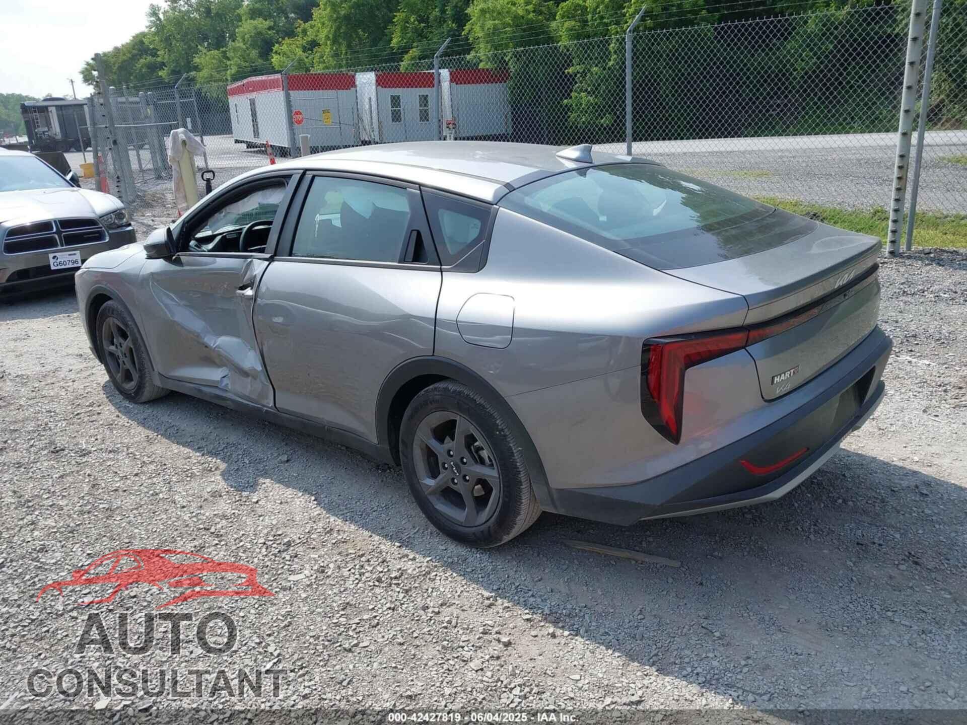 KIA K4 2025 - 3KPFT4DE3SE044678