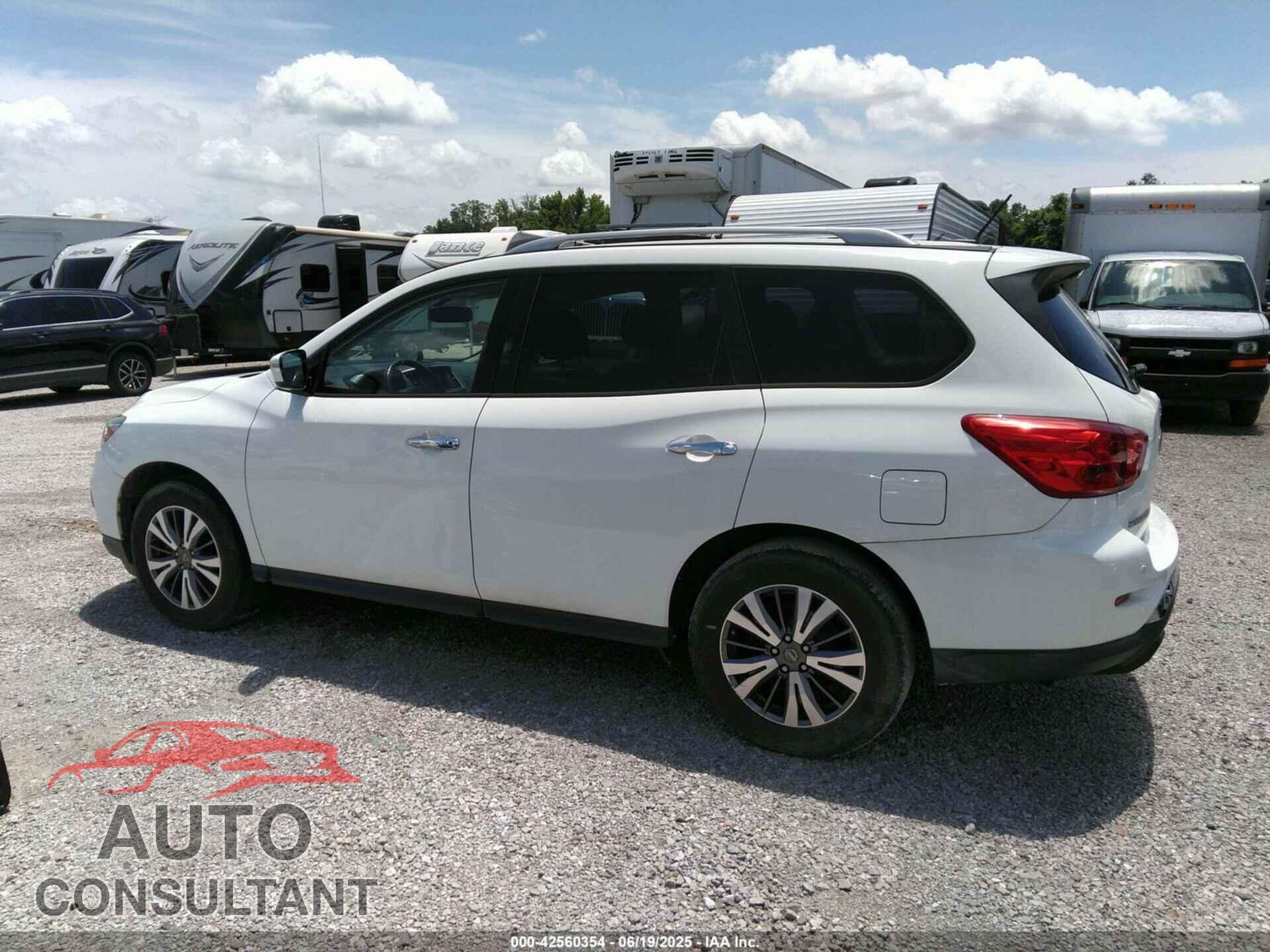 NISSAN PATHFINDER 2017 - 5N1DR2MN8HC665291