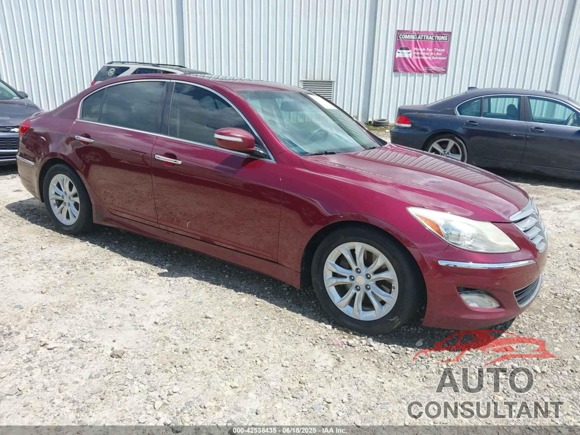 HYUNDAI GENESIS 2012 - KMHGC4DD1CU177191