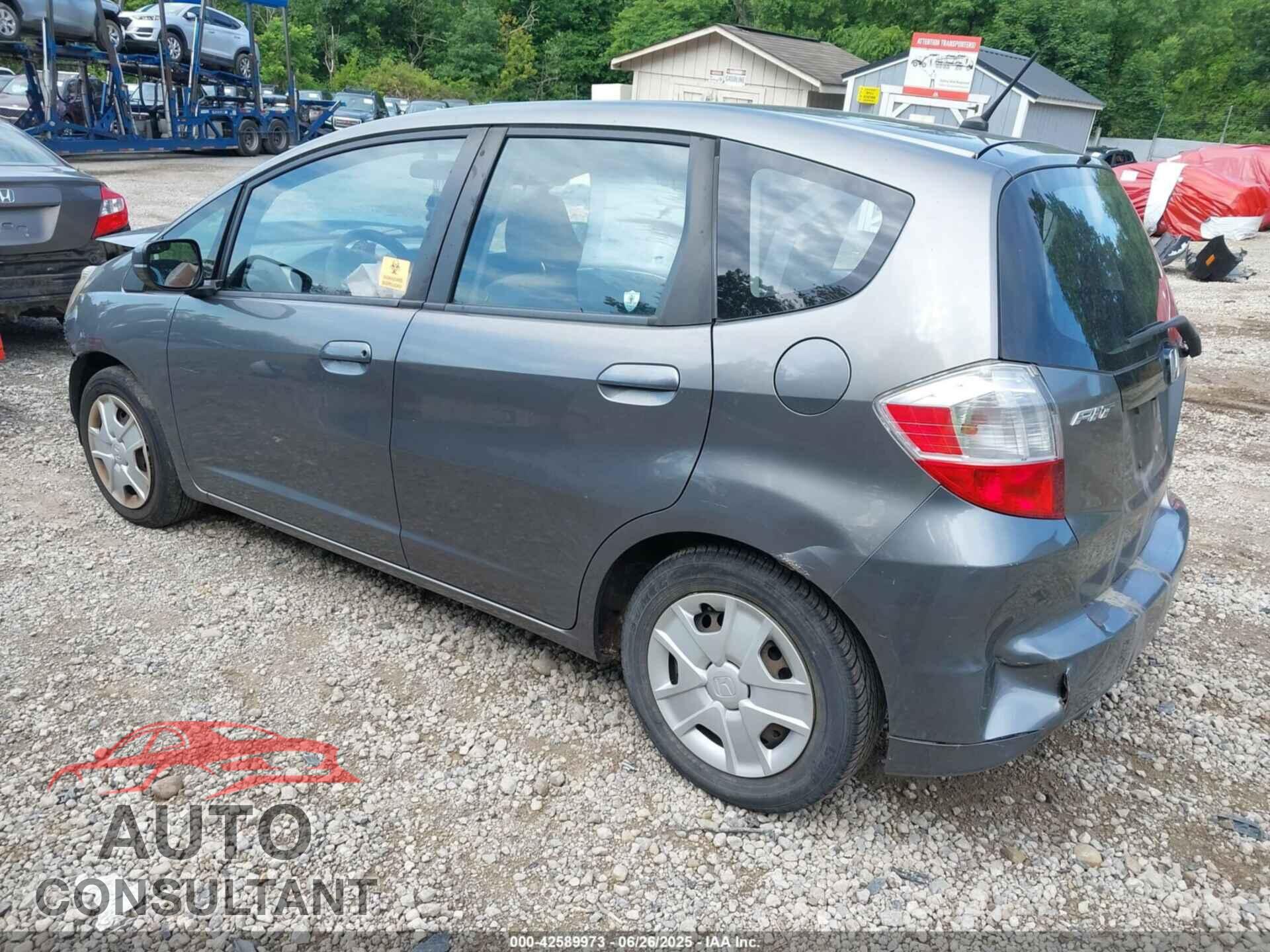 HONDA FIT 2013 - JHMGE8H32DC060149