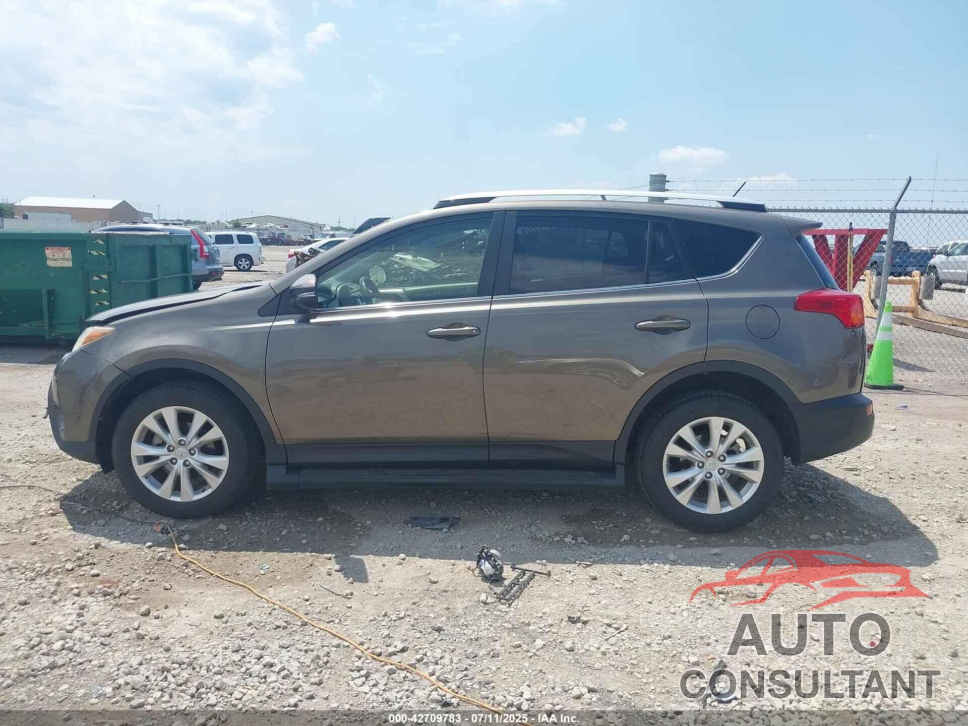 TOYOTA RAV4 2015 - JTMDFREV8FD107730