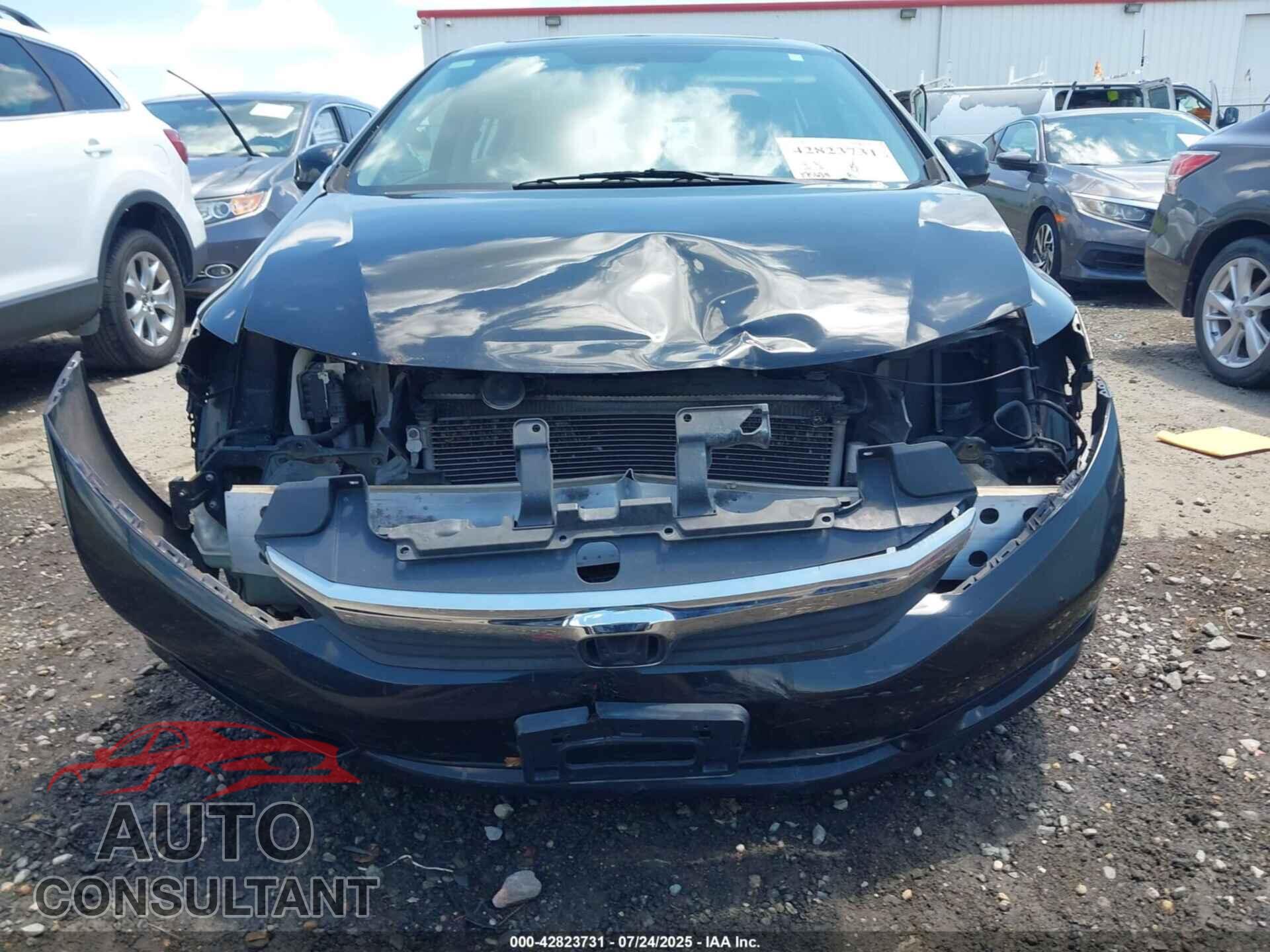 HONDA CIVIC 2012 - 19XFB2F82CE021571