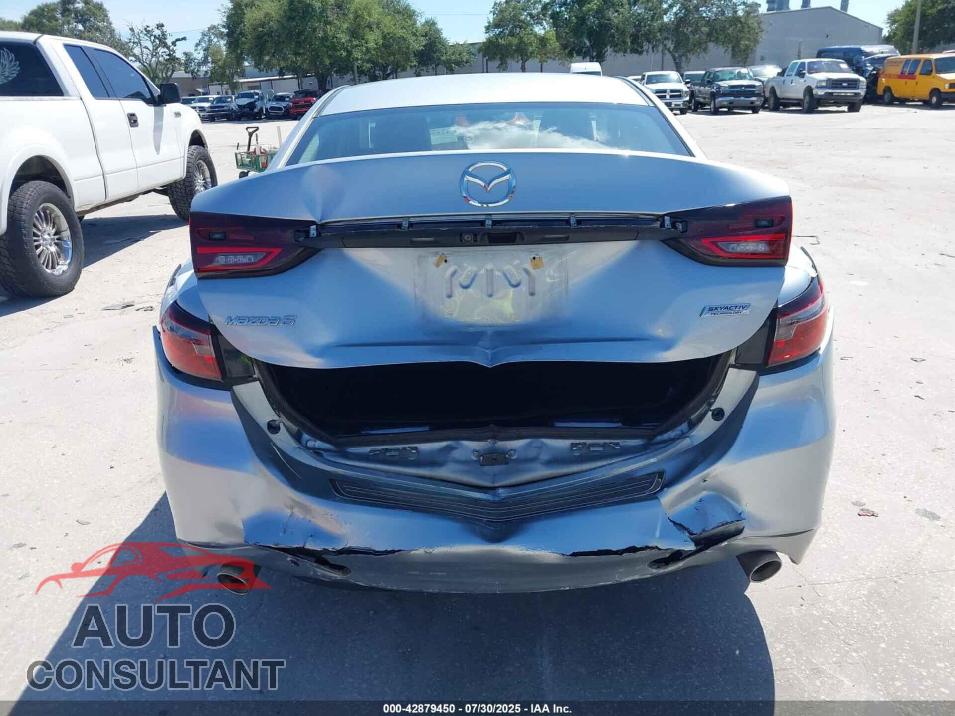 MAZDA MAZDA6 2018 - JM1GL1VM5J1311118