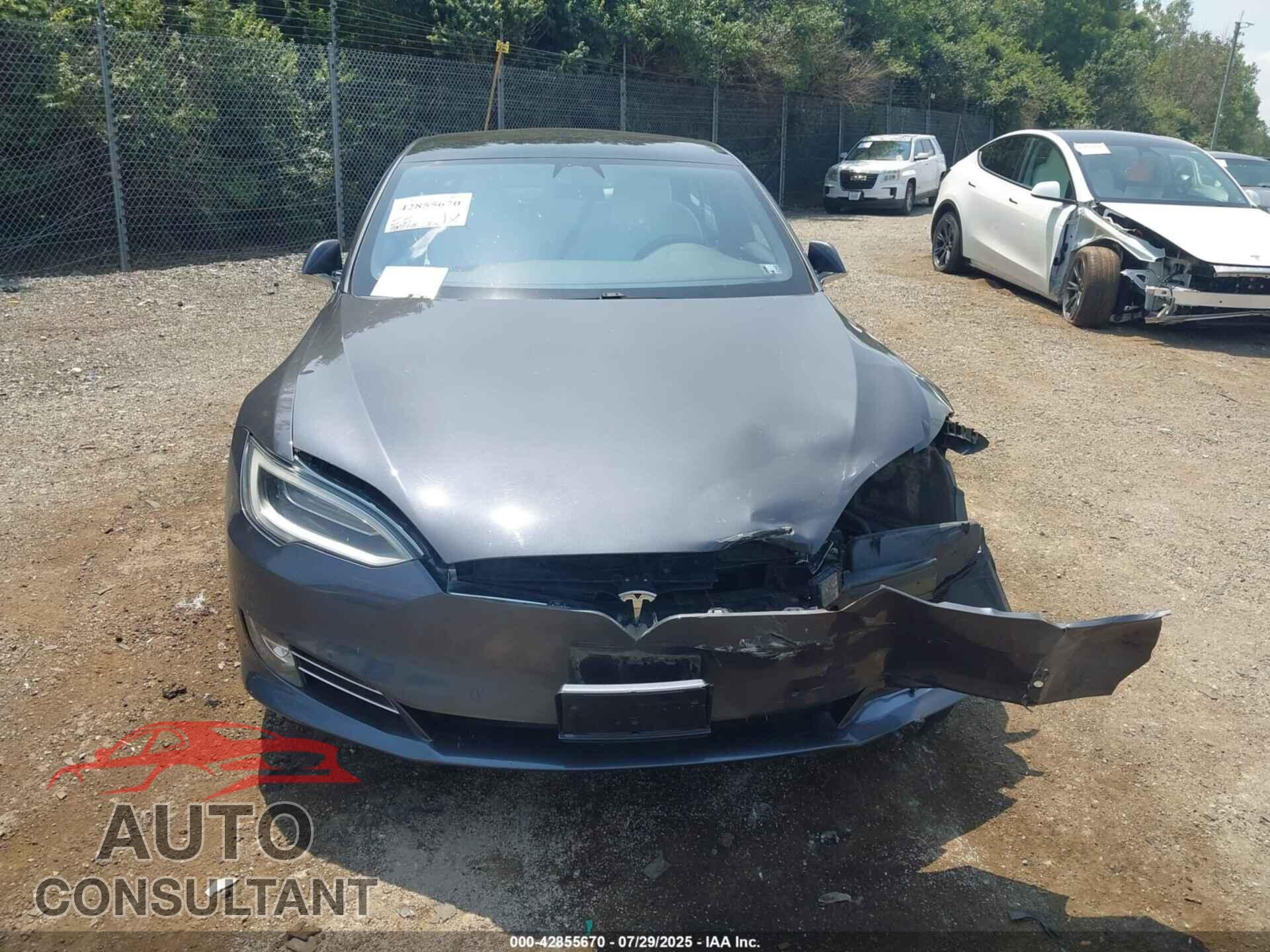 TESLA MODEL S 2020 - 5YJSA1E22LF385217