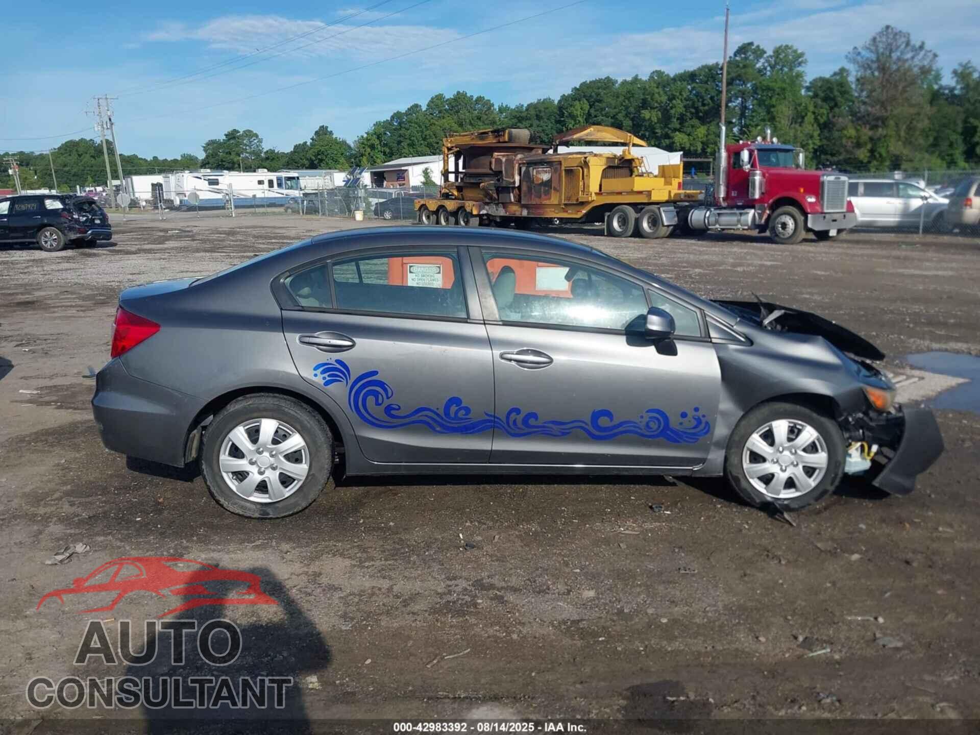 HONDA CIVIC 2012 - 2HGFB2F55CH596789