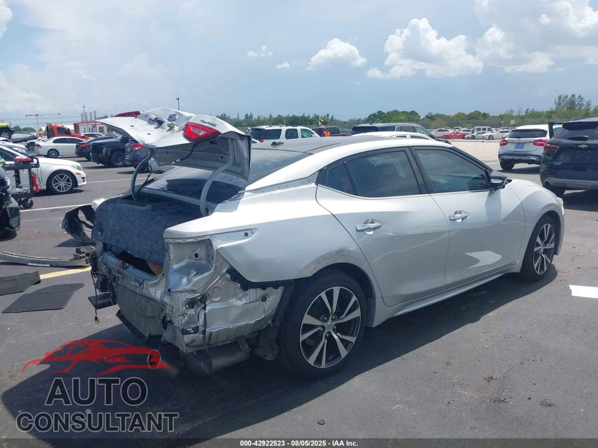 NISSAN MAXIMA 2017 - 1N4AA6AP2HC414901