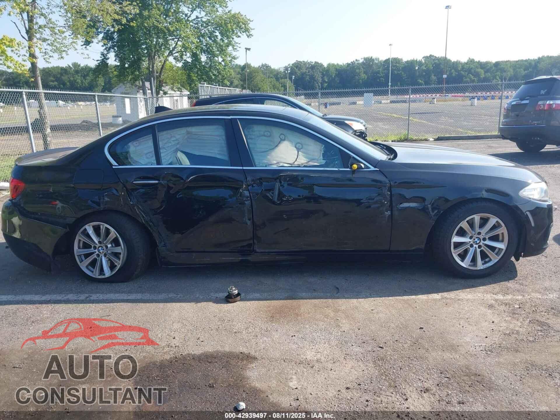 BMW 528I 2015 - WBA5A7C5XFD626334