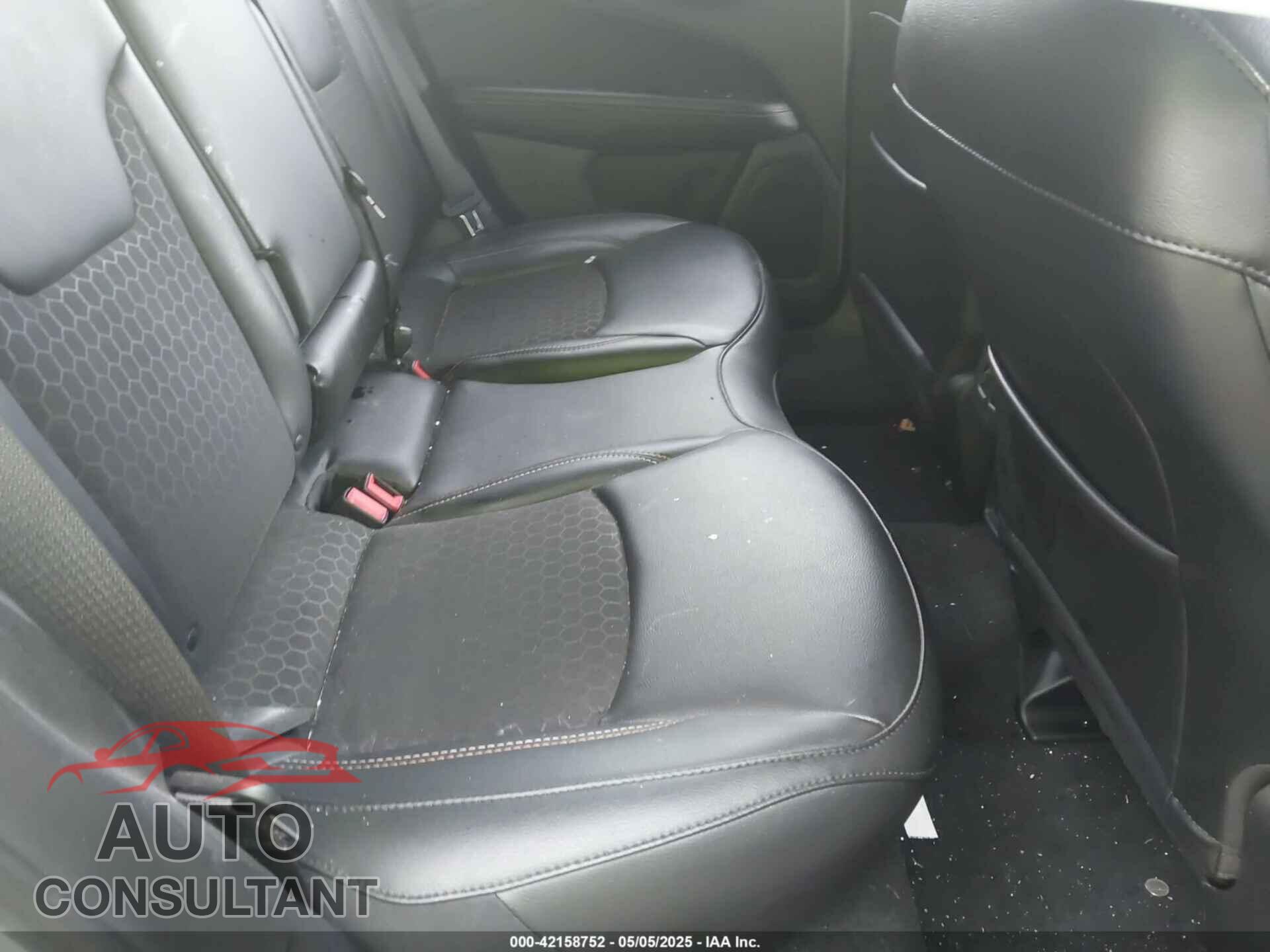 JEEP COMPASS 2020 - 3C4NJDBB7LT240789