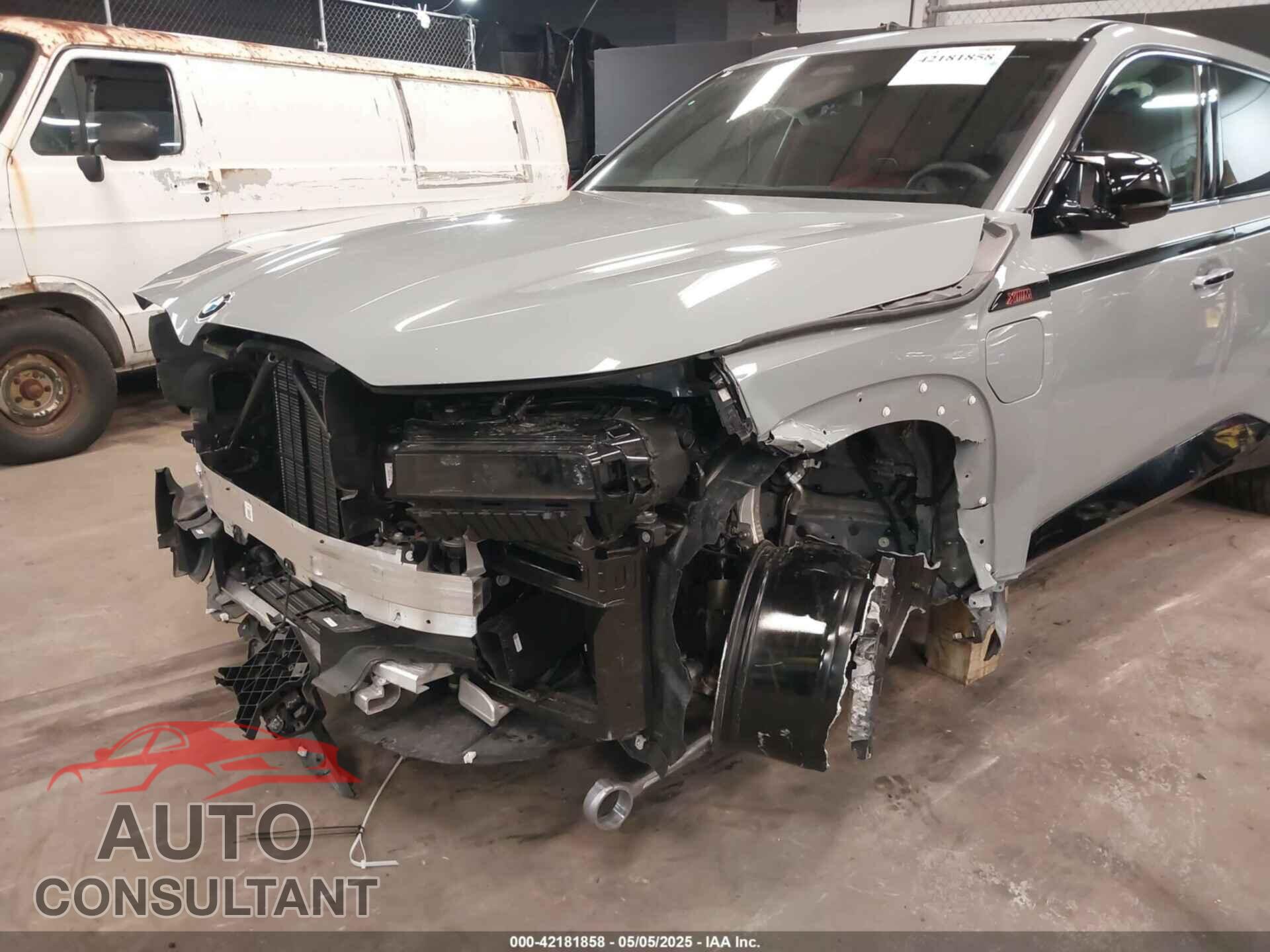 BMW XM 2025 - 5YM33CS04S9X59906
