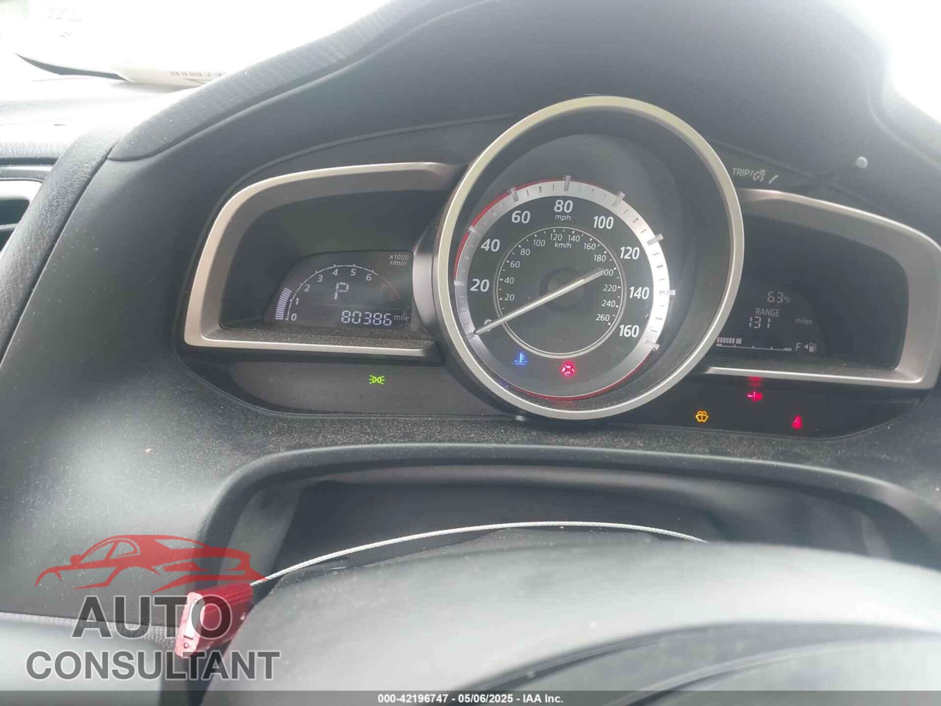 MAZDA MAZDA3 2014 - JM1BM1U78E1158596