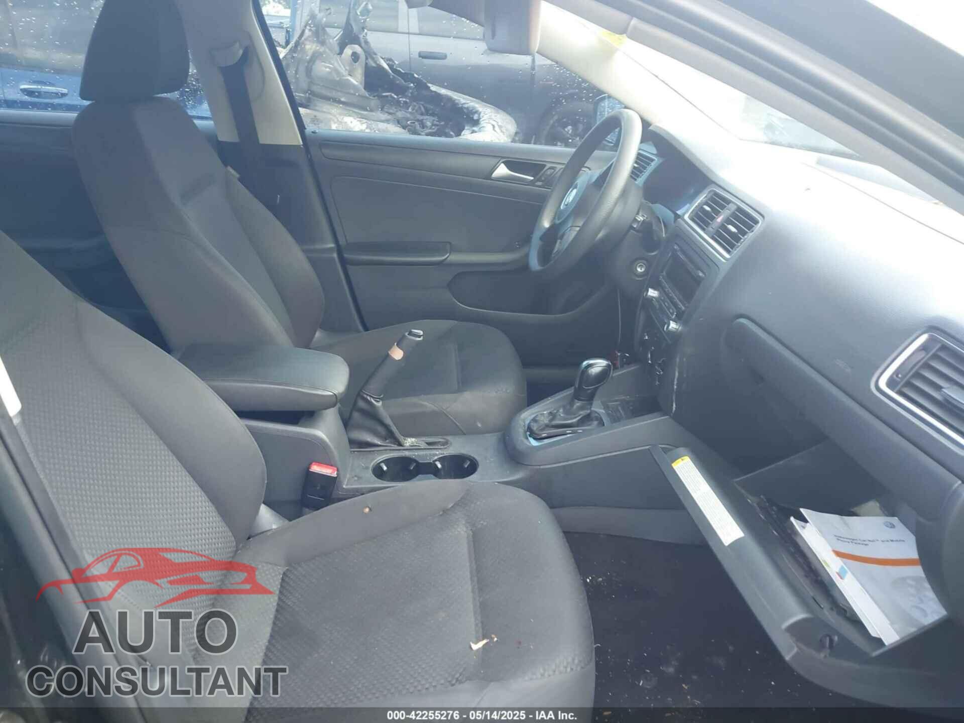 VOLKSWAGEN JETTA 2014 - 3VW2K7AJ4EM440677