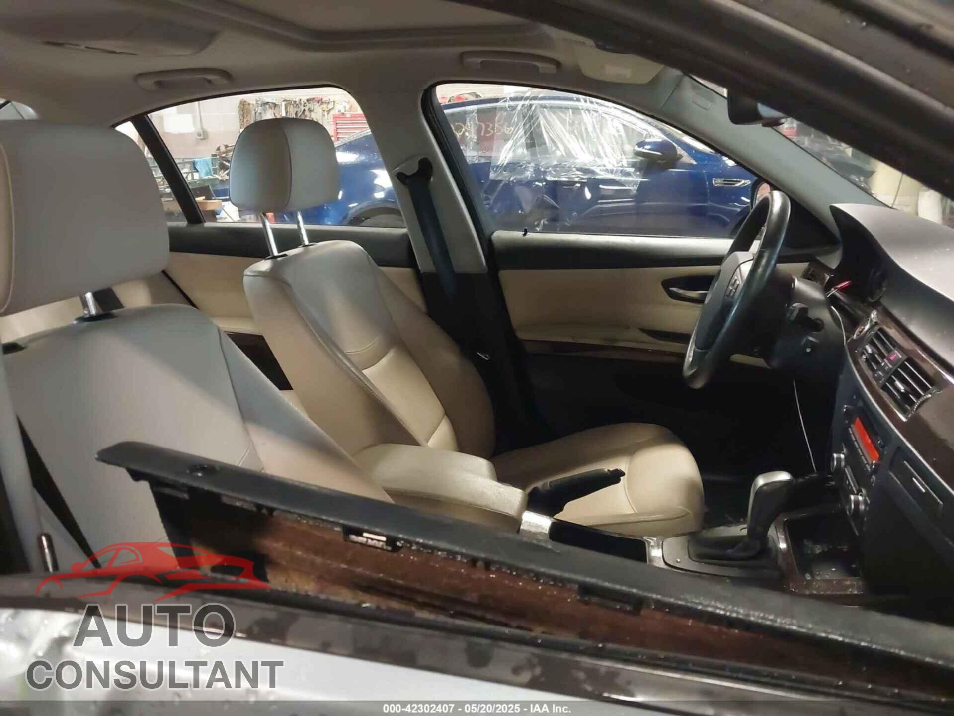 BMW 328I 2010 - WBAPK7C54AA460909