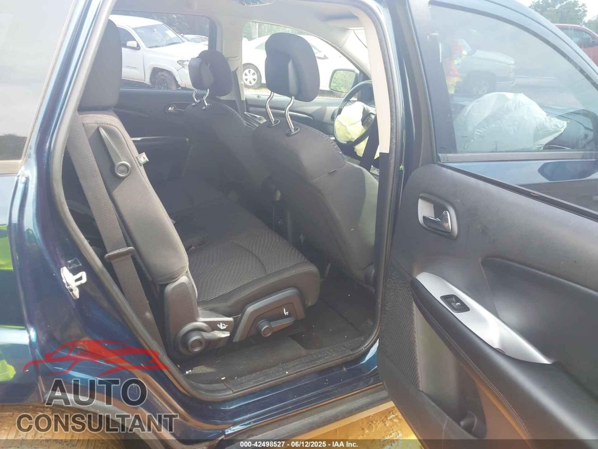 DODGE JOURNEY 2015 - 3C4PDCAB1FT572937