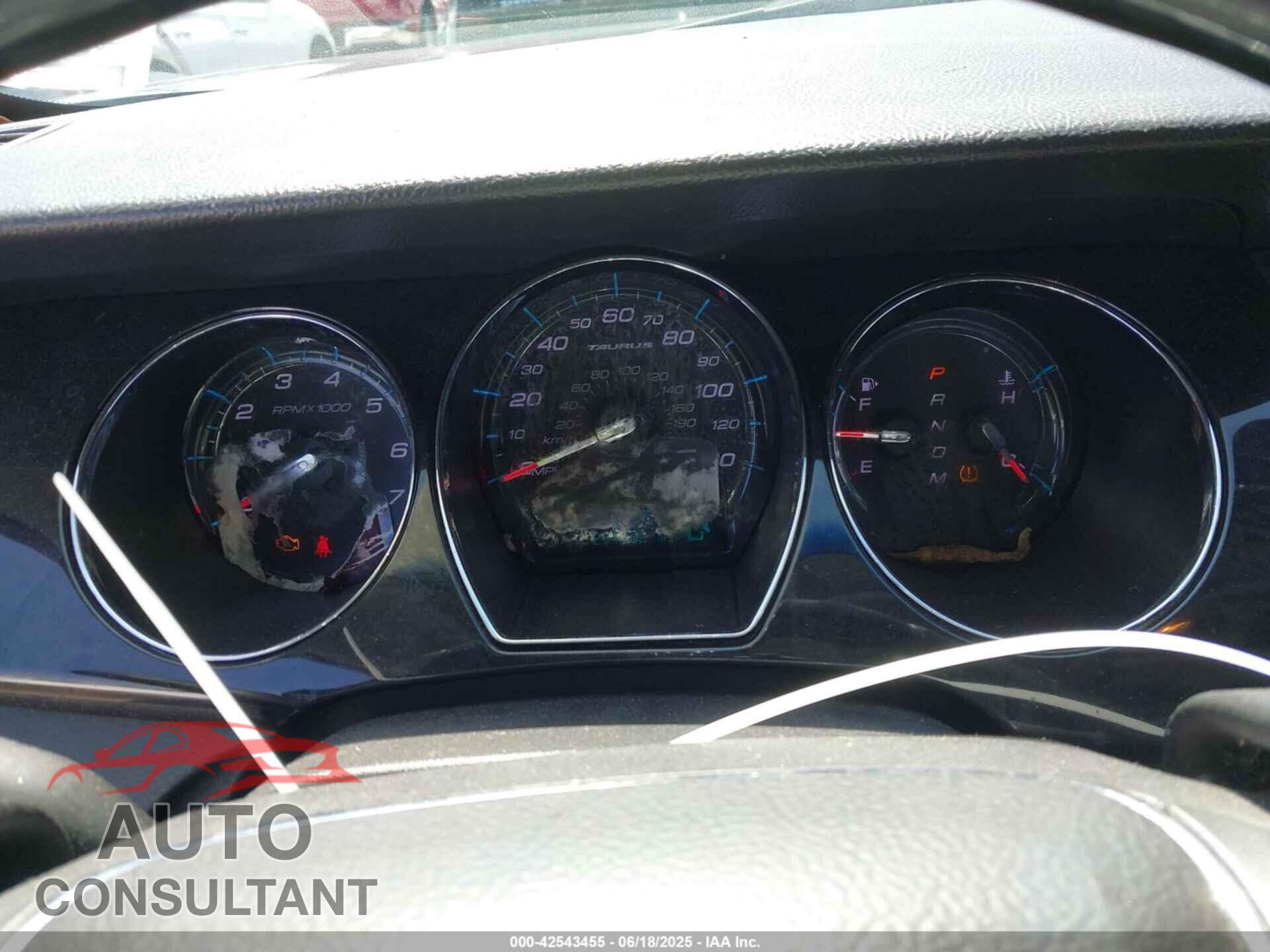 FORD TAURUS 2010 - 1FAHP2FW7AG162745