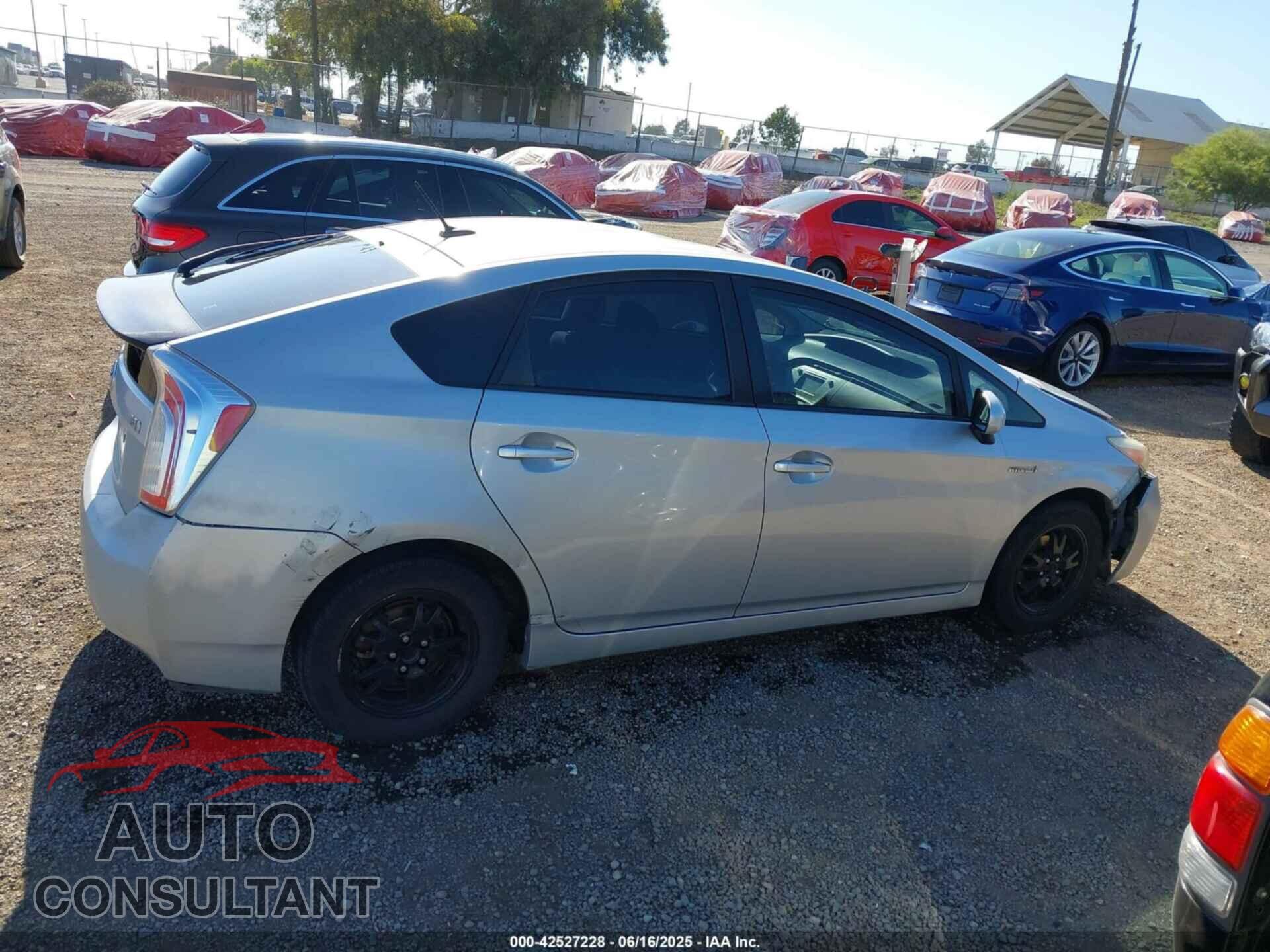 TOYOTA PRIUS 2015 - JTDKN3DU2F0459189