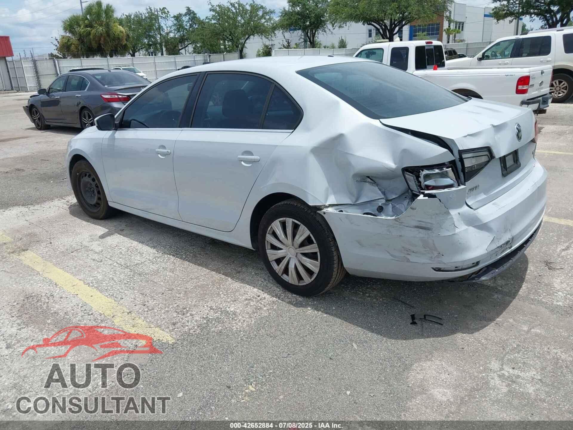 VOLKSWAGEN JETTA 2017 - 3VW2B7AJ0HM284822
