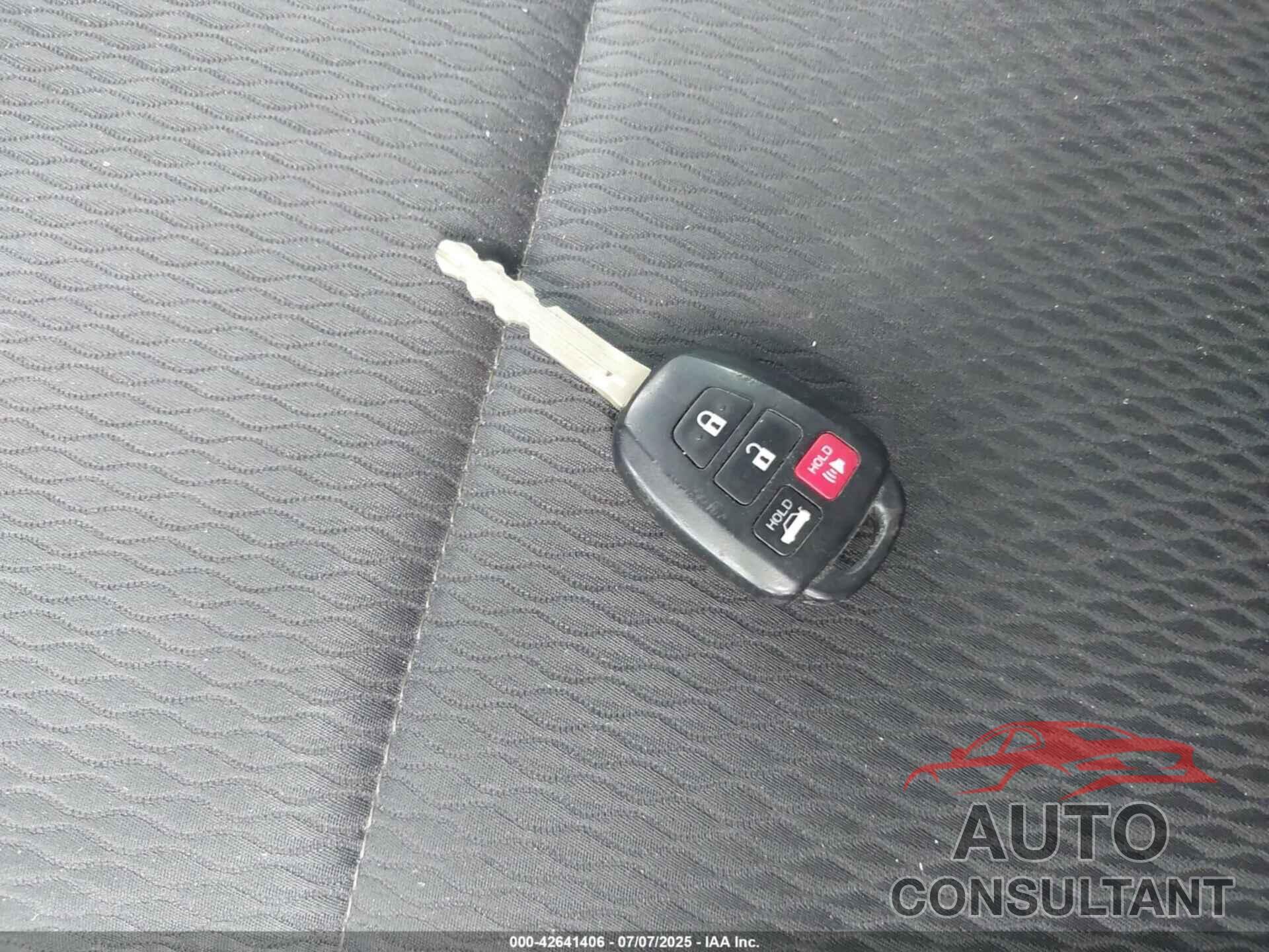 TOYOTA COROLLA 2019 - 5YFBURHE9KP930179