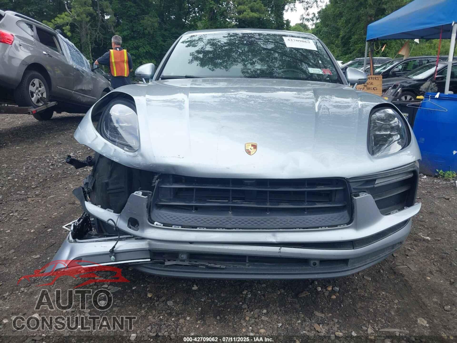 PORSCHE MACAN 2022 - WP1AA2A50NLB02183