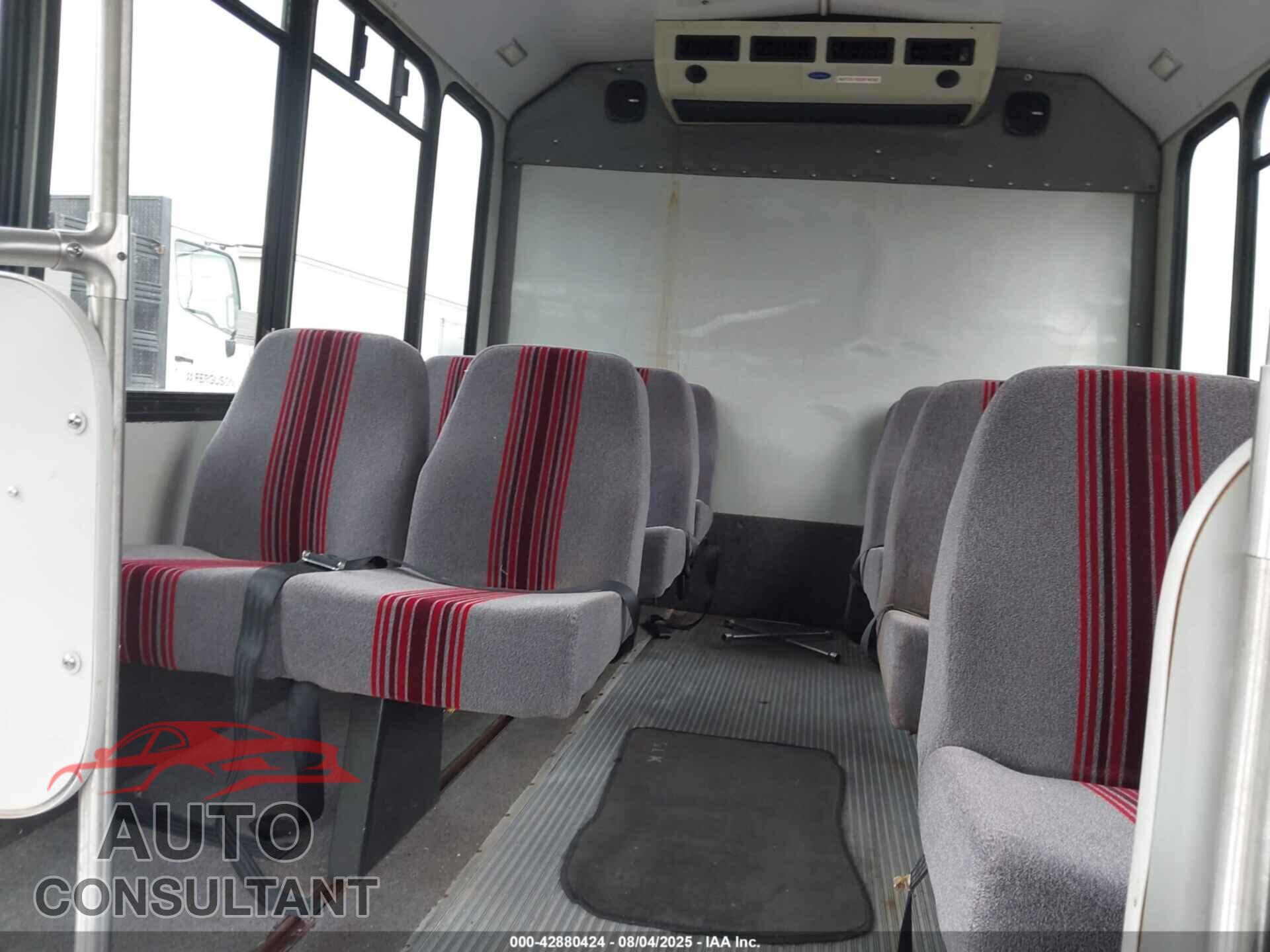 FORD E-450 CUTAWAY 2011 - 1FDFE4FS8BDA63205