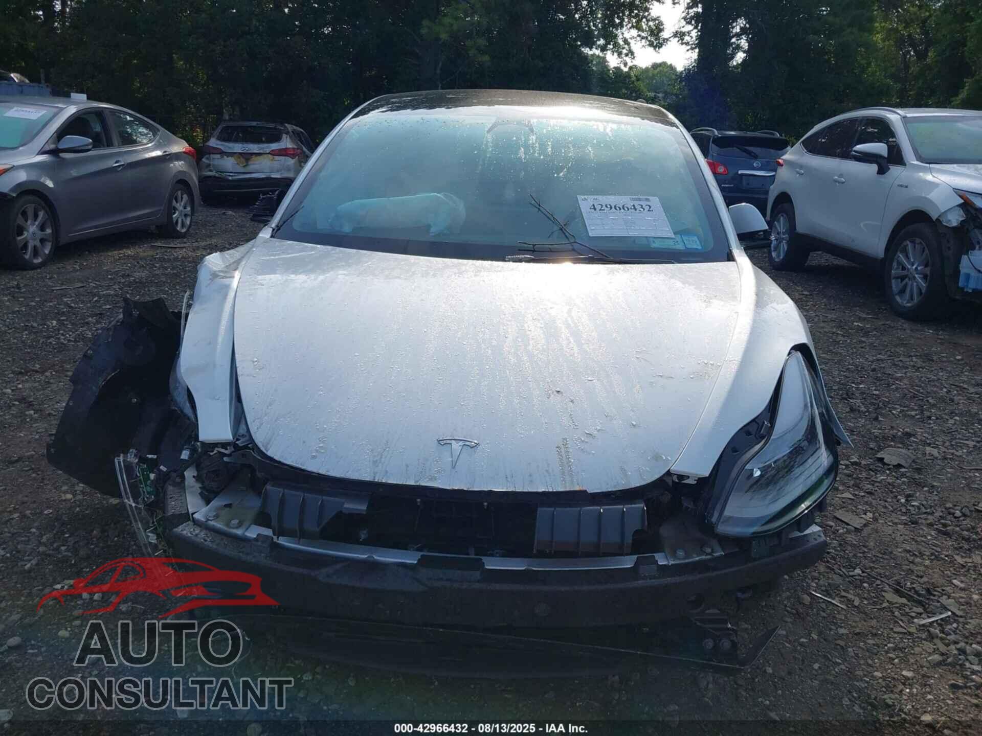 TESLA MODEL 3 2023 - 5YJ3E1EB5PF680410