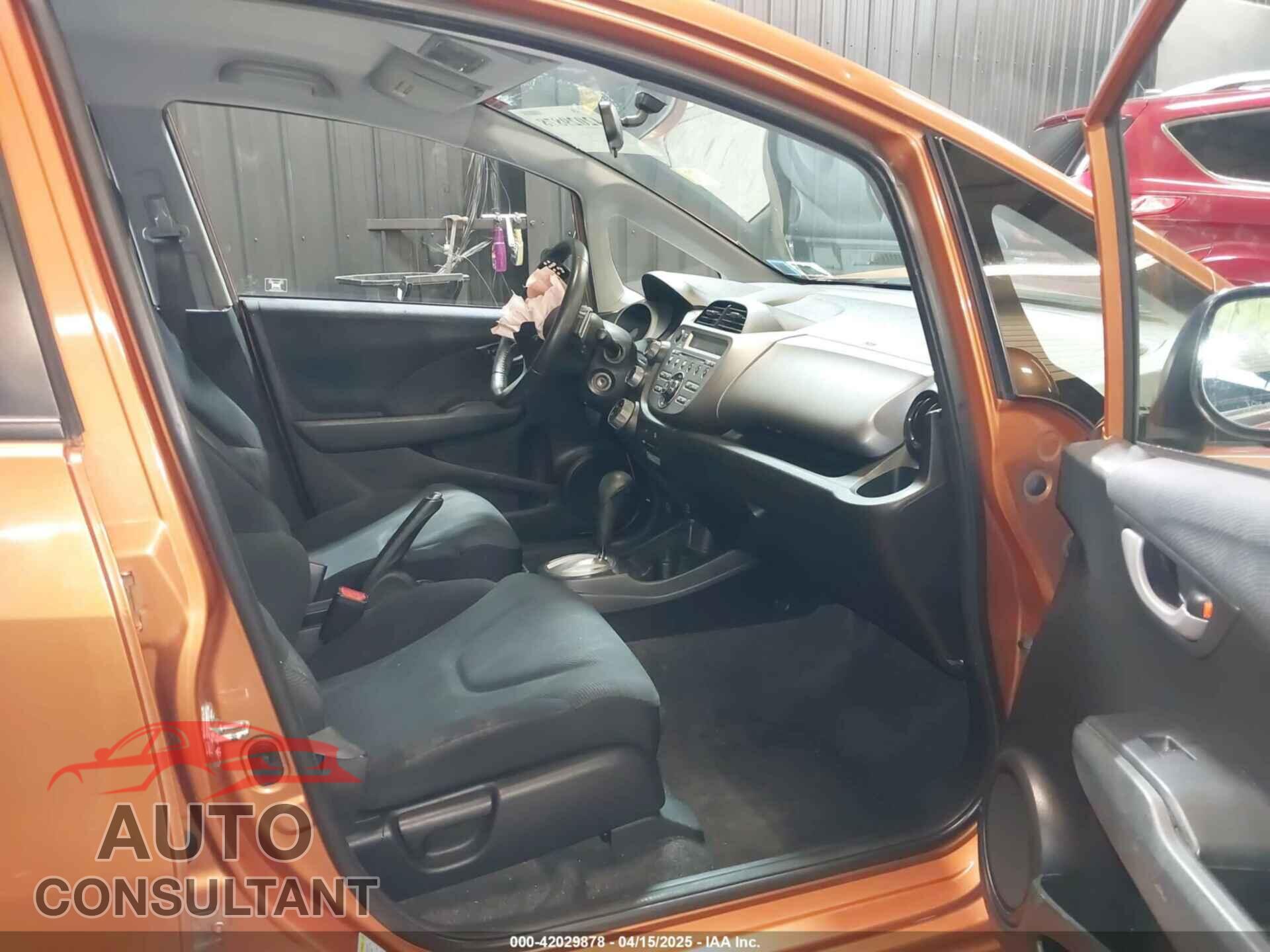 HONDA FIT 2010 - JHMGE8H4XAS024123
