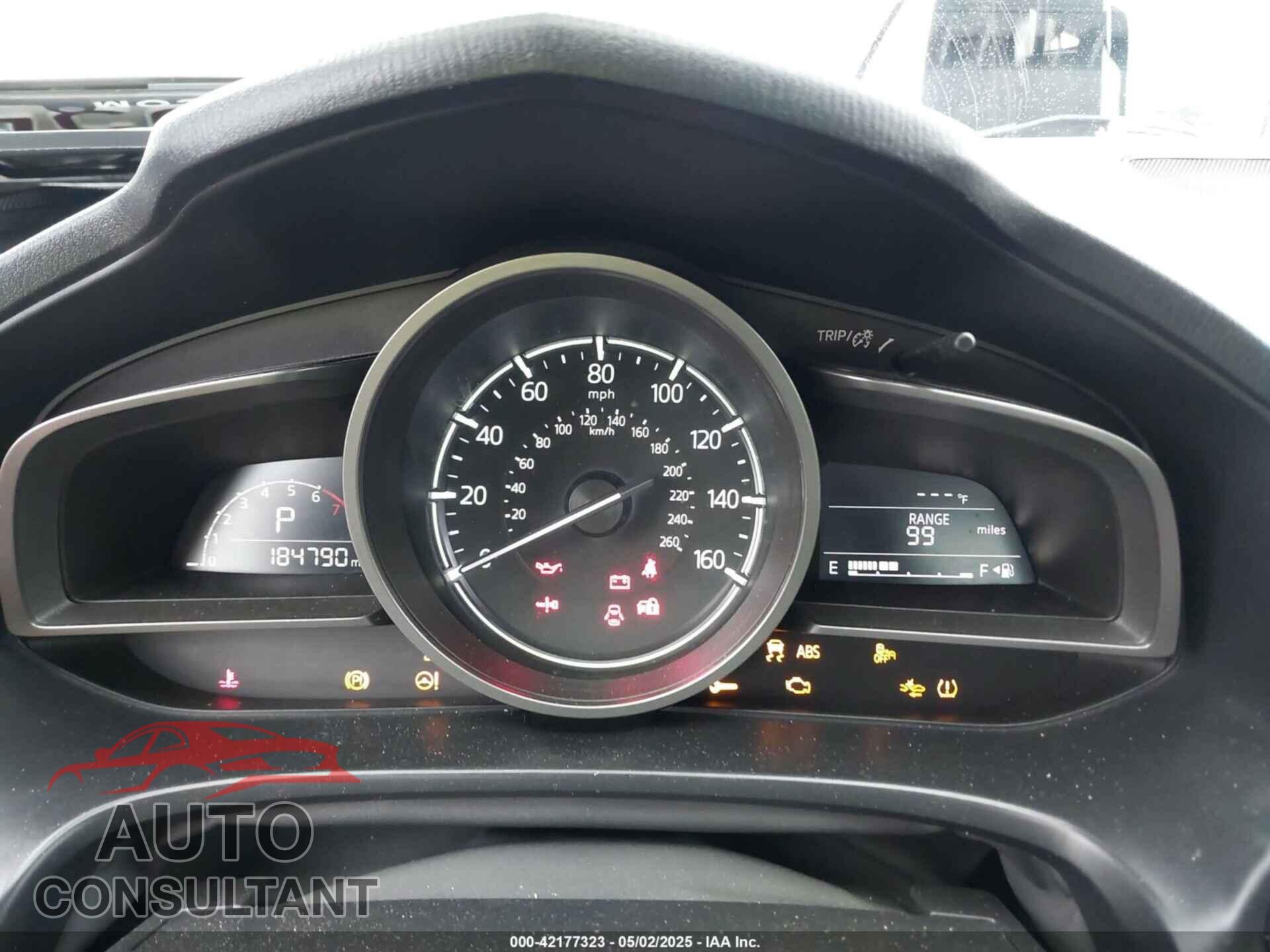MAZDA MAZDA3 2018 - 3MZBN1V3XJM219112
