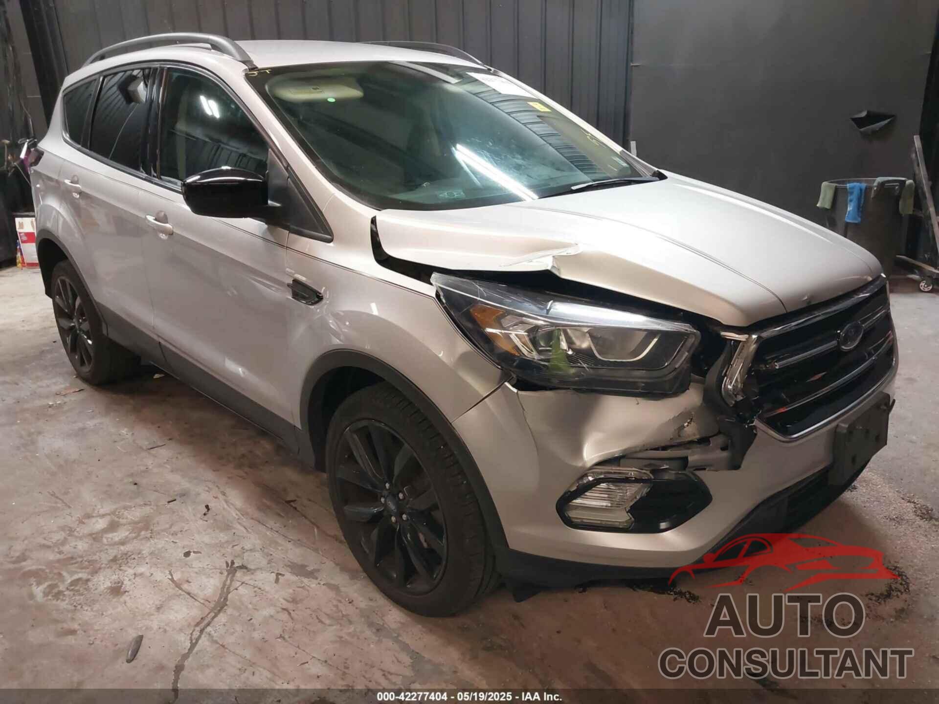 FORD ESCAPE 2018 - 1FMCU9GD0JUD33111