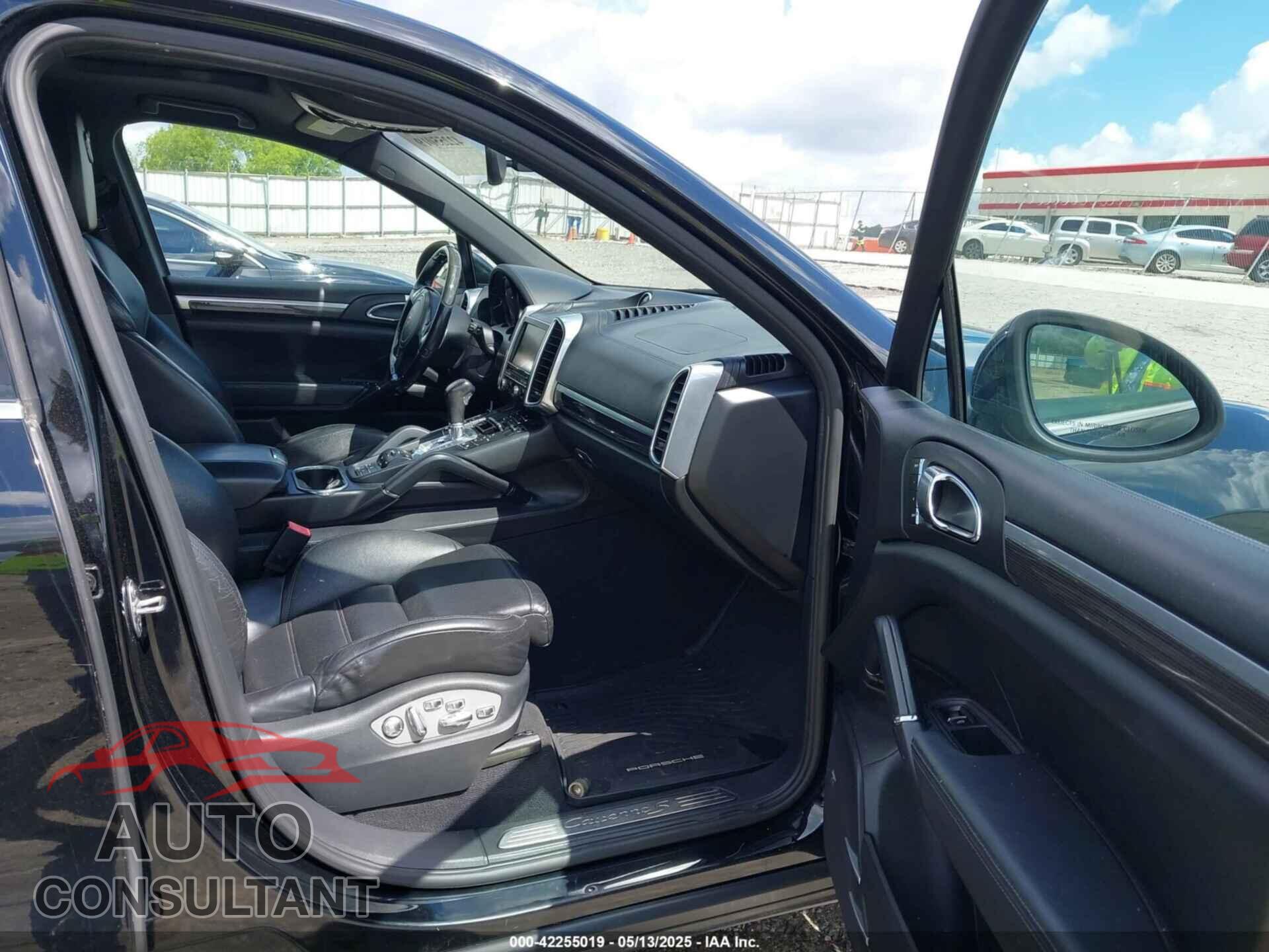 PORSCHE CAYENNE HYBRID 2011 - WP1AE2A20BLA92714