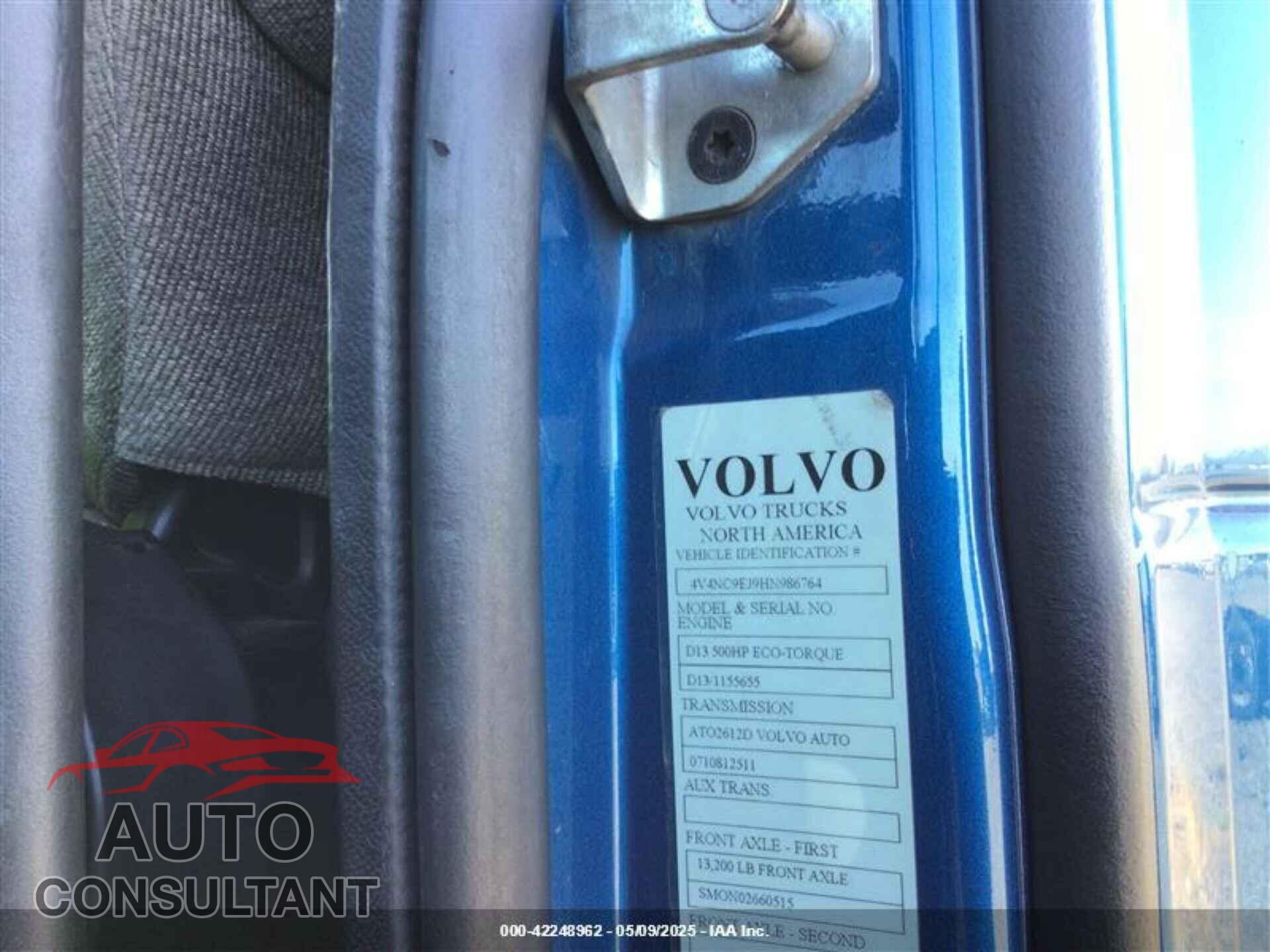 VOLVO VNL 2017 - 4V4NC9EJ9HN986764
