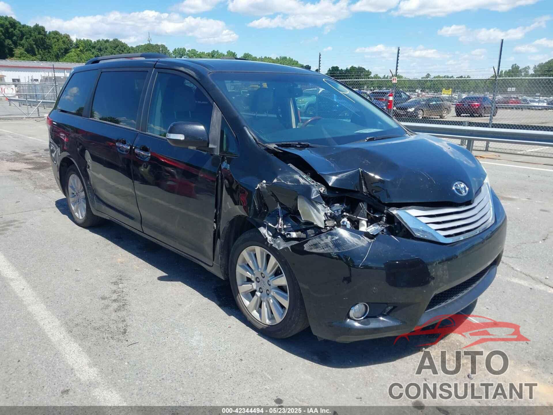 TOYOTA SIENNA 2013 - 5TDDK3DC0DS051969