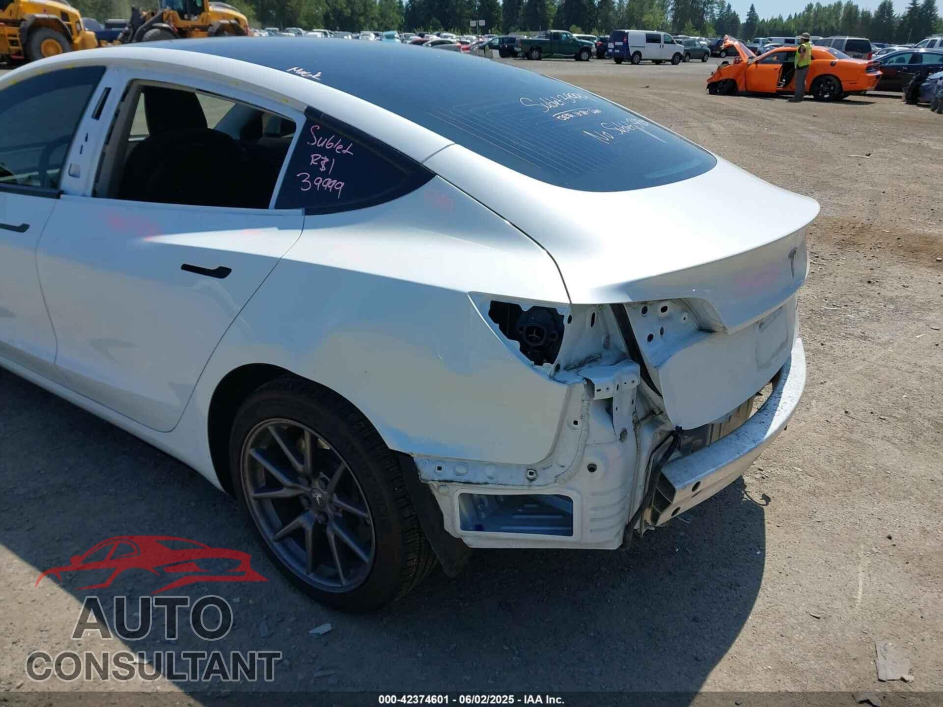 TESLA MODEL 3 2020 - 5YJ3E1EB0LF741639