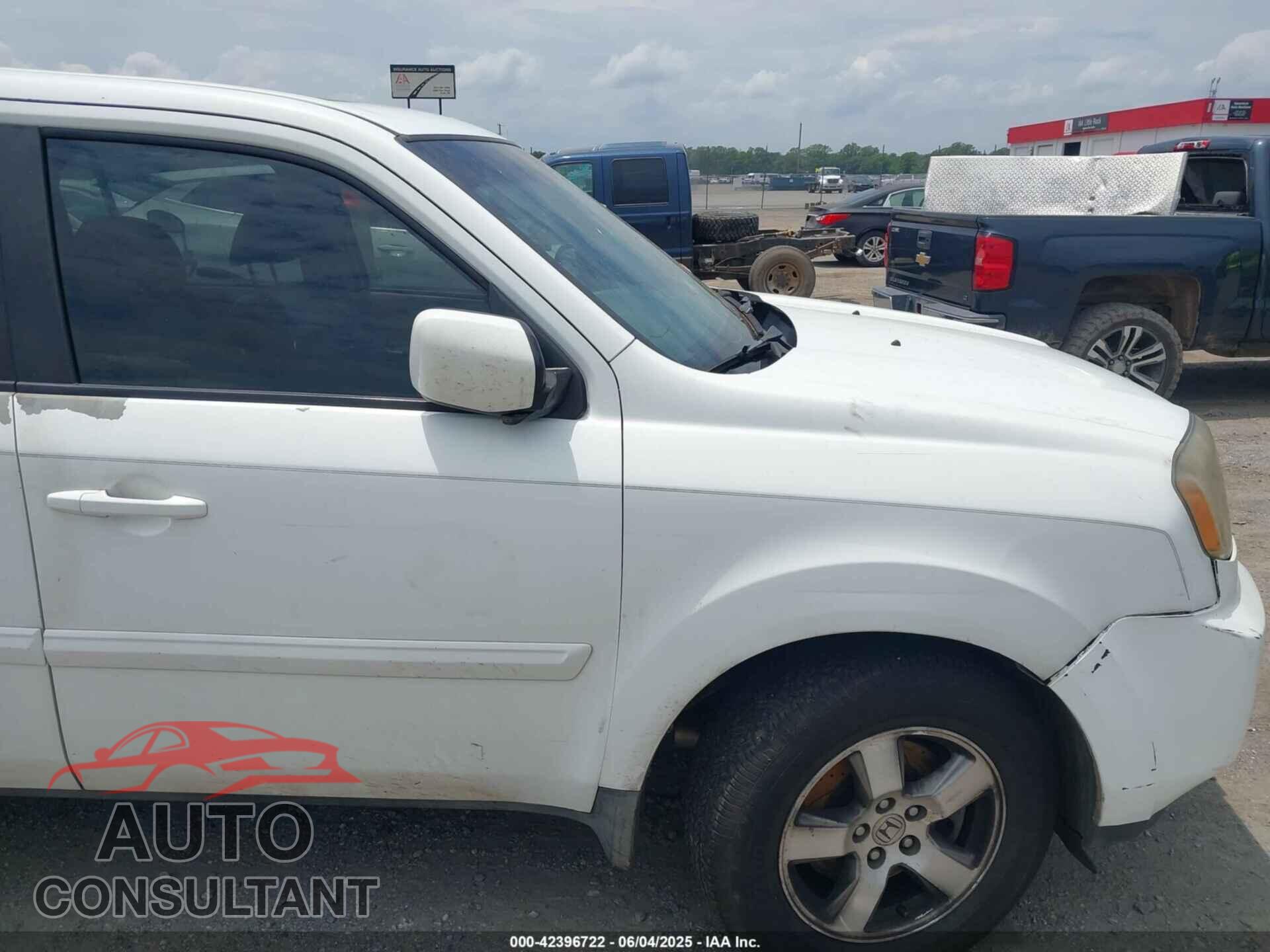 HONDA PILOT 2010 - 5FNYF3H56AB015107