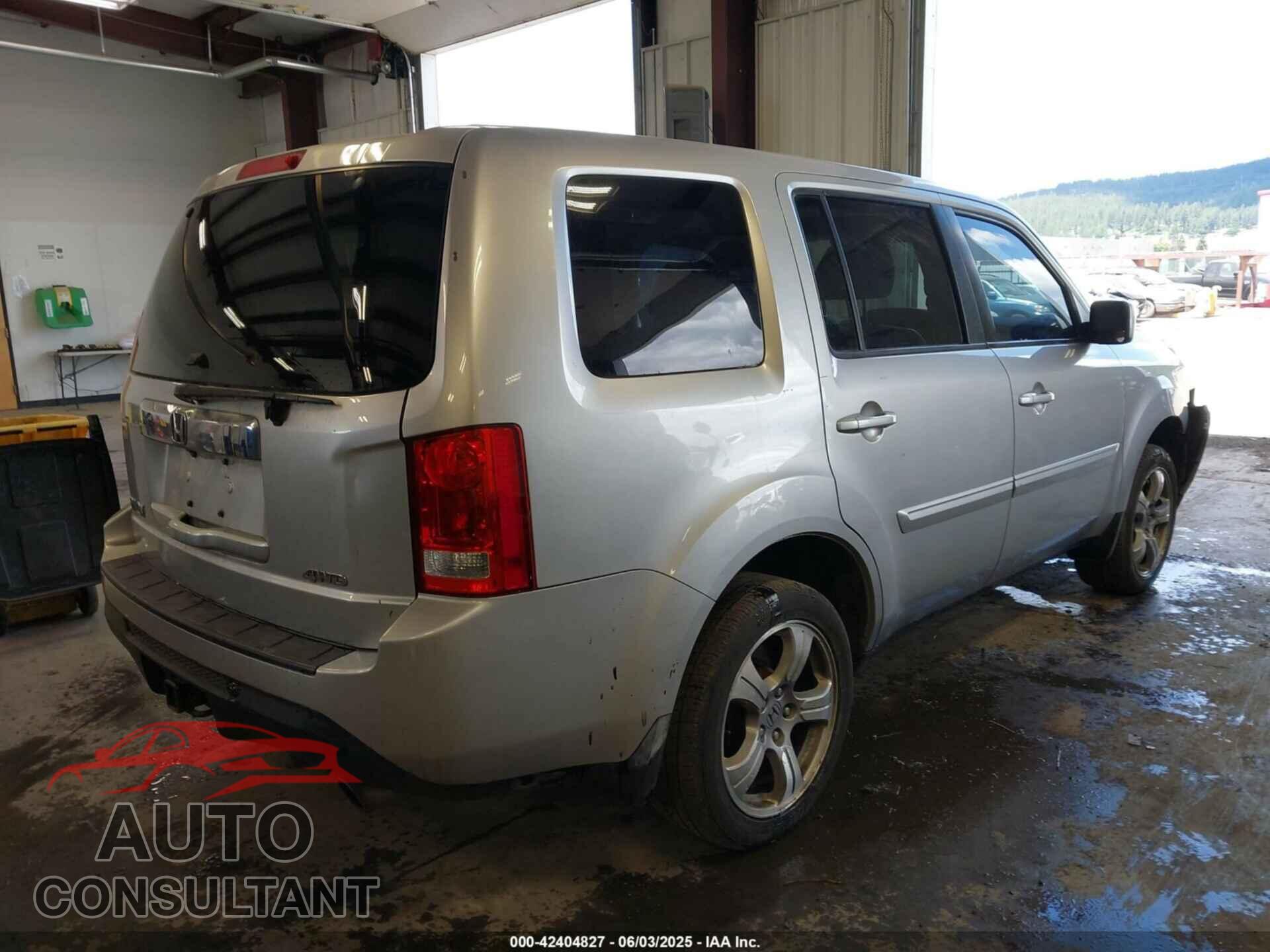 HONDA PILOT 2013 - 5FNYF4H57DB009682