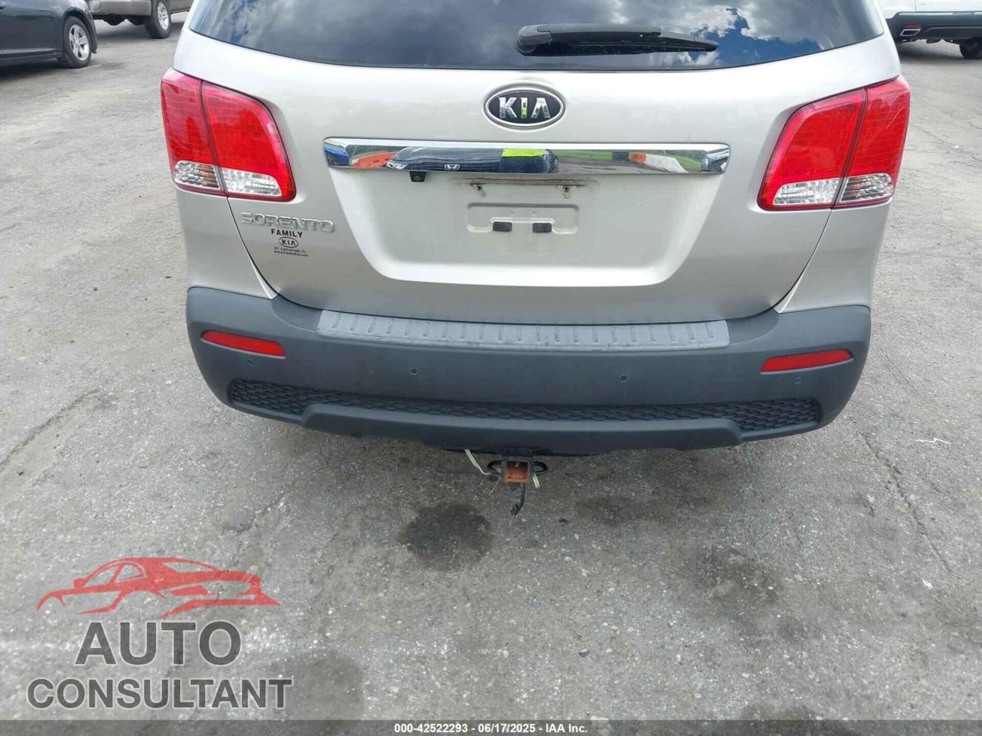 KIA SORENTO 2013 - 5XYKT3A11DG399543