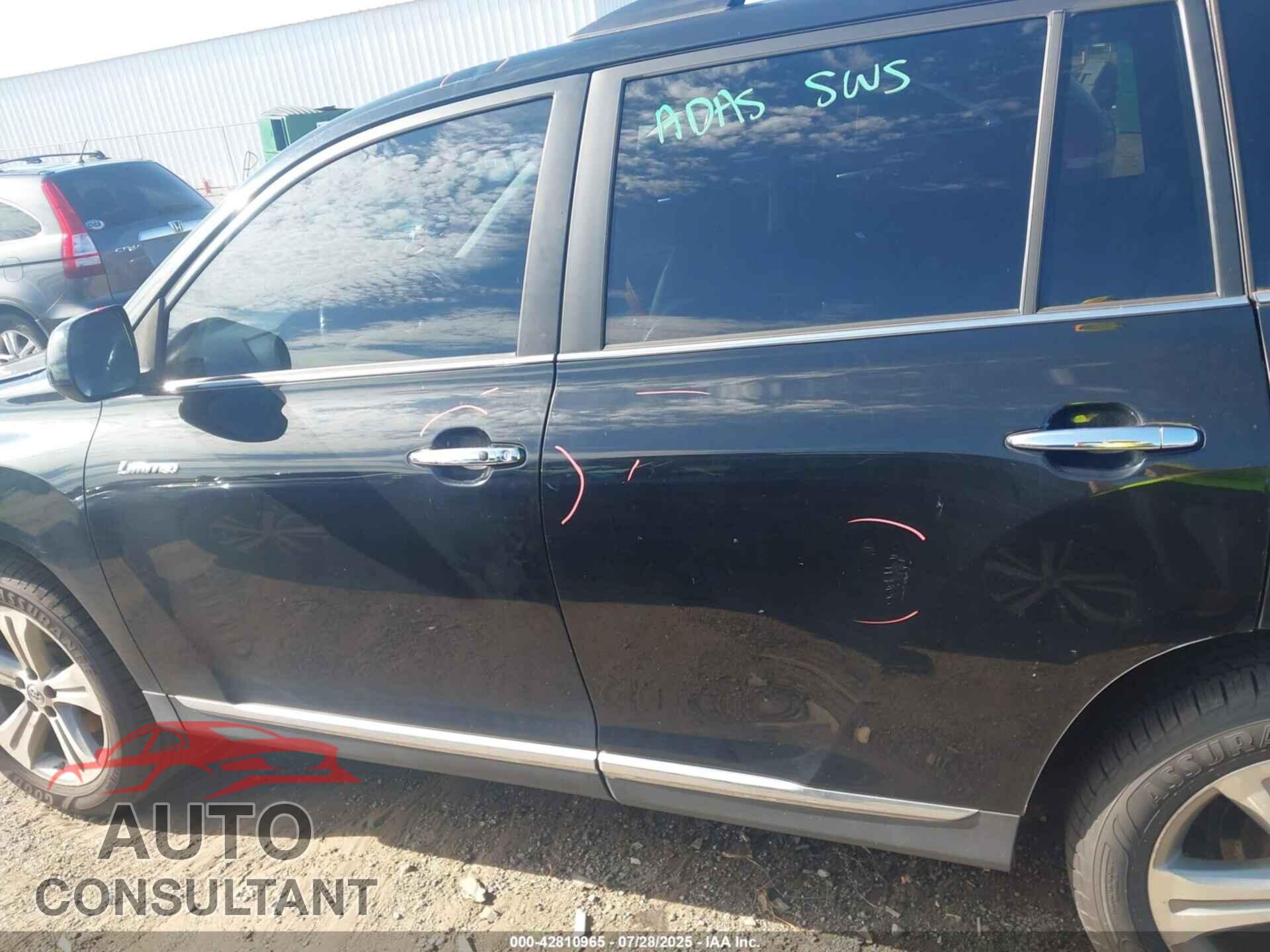 TOYOTA HIGHLANDER 2011 - 5TDDK3EH0BS070920