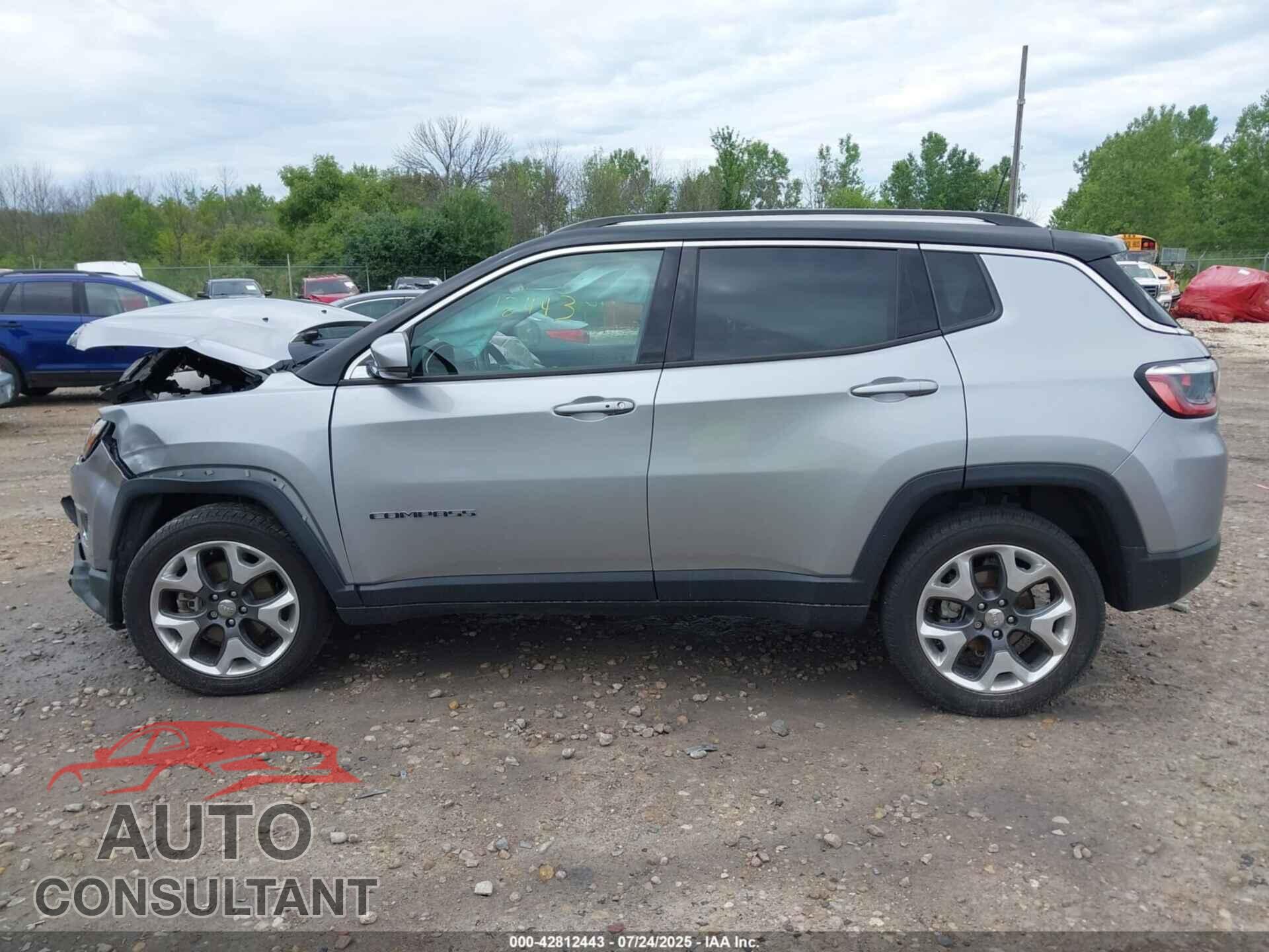 JEEP COMPASS 2018 - 3C4NJDCB4JT484668